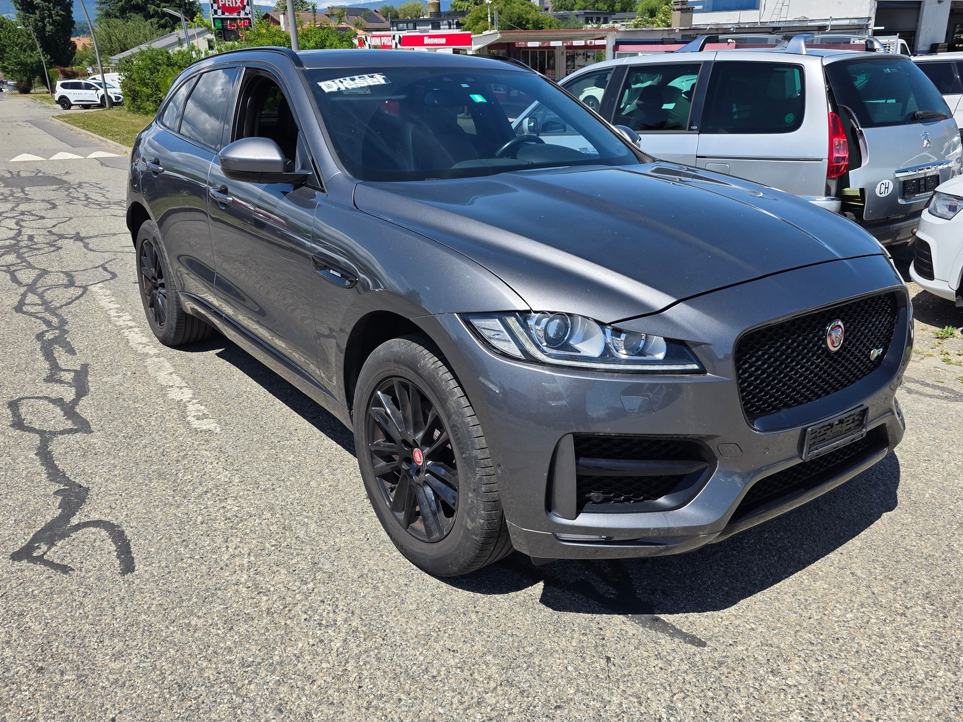 JAGUAR F-Pace 2.0d R-Sport Automatik-image-5