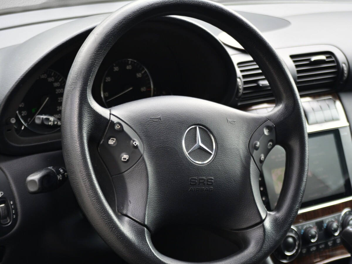 MERCEDES-BENZ C 240 Elégance 4Matic Automatic-image-8