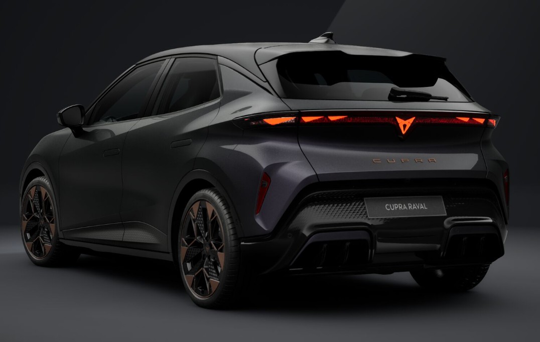 CUPRA Raval 52 kWh Dynamic+ Launch Edition-image-2
