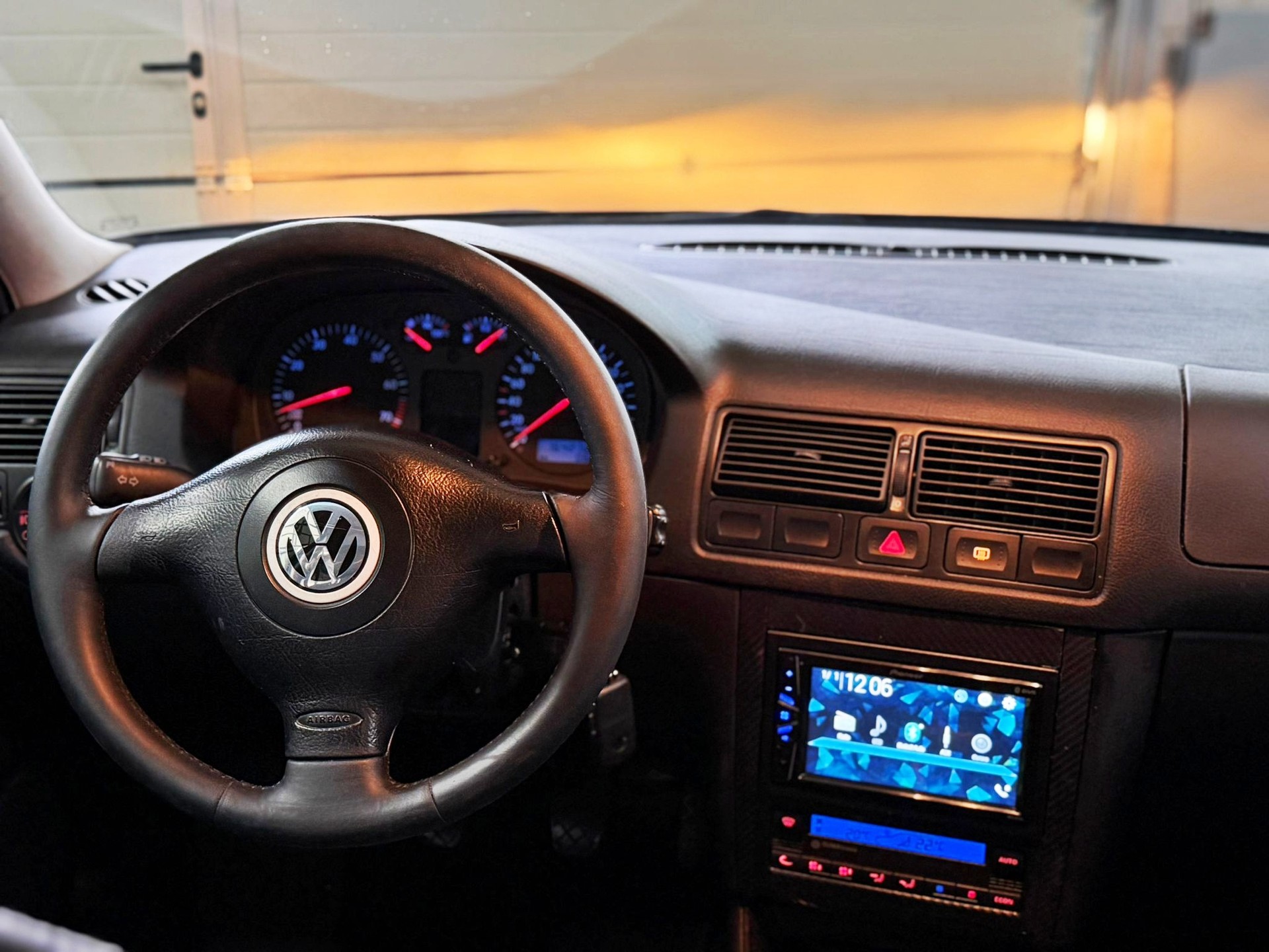 VW Golf 1.8 T GTI-image-14