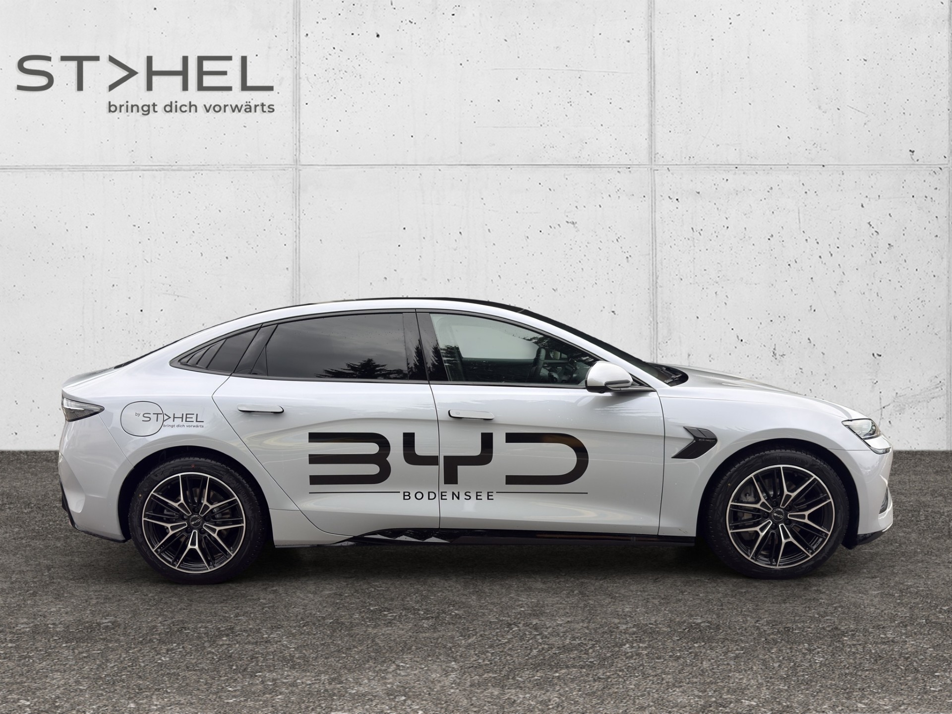 BYD Seal Excellence AWD-showroom-element-3