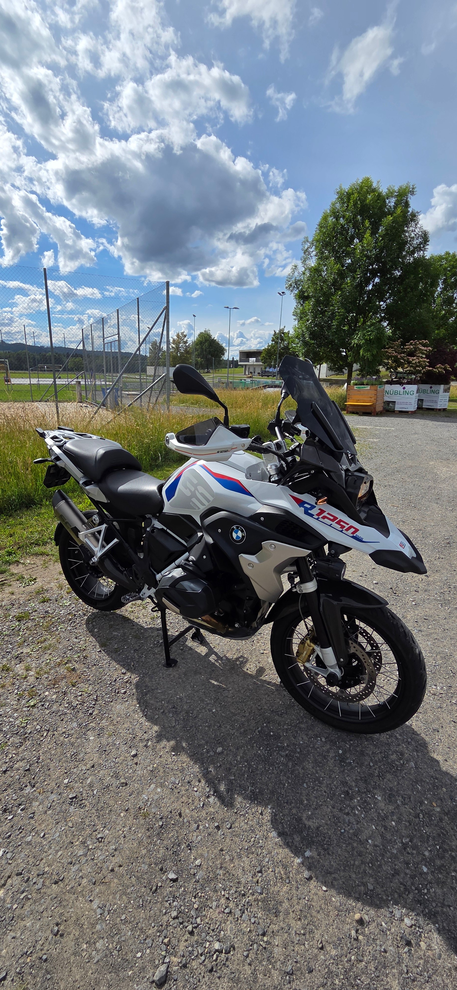 BMW R 1250 GS-image-0