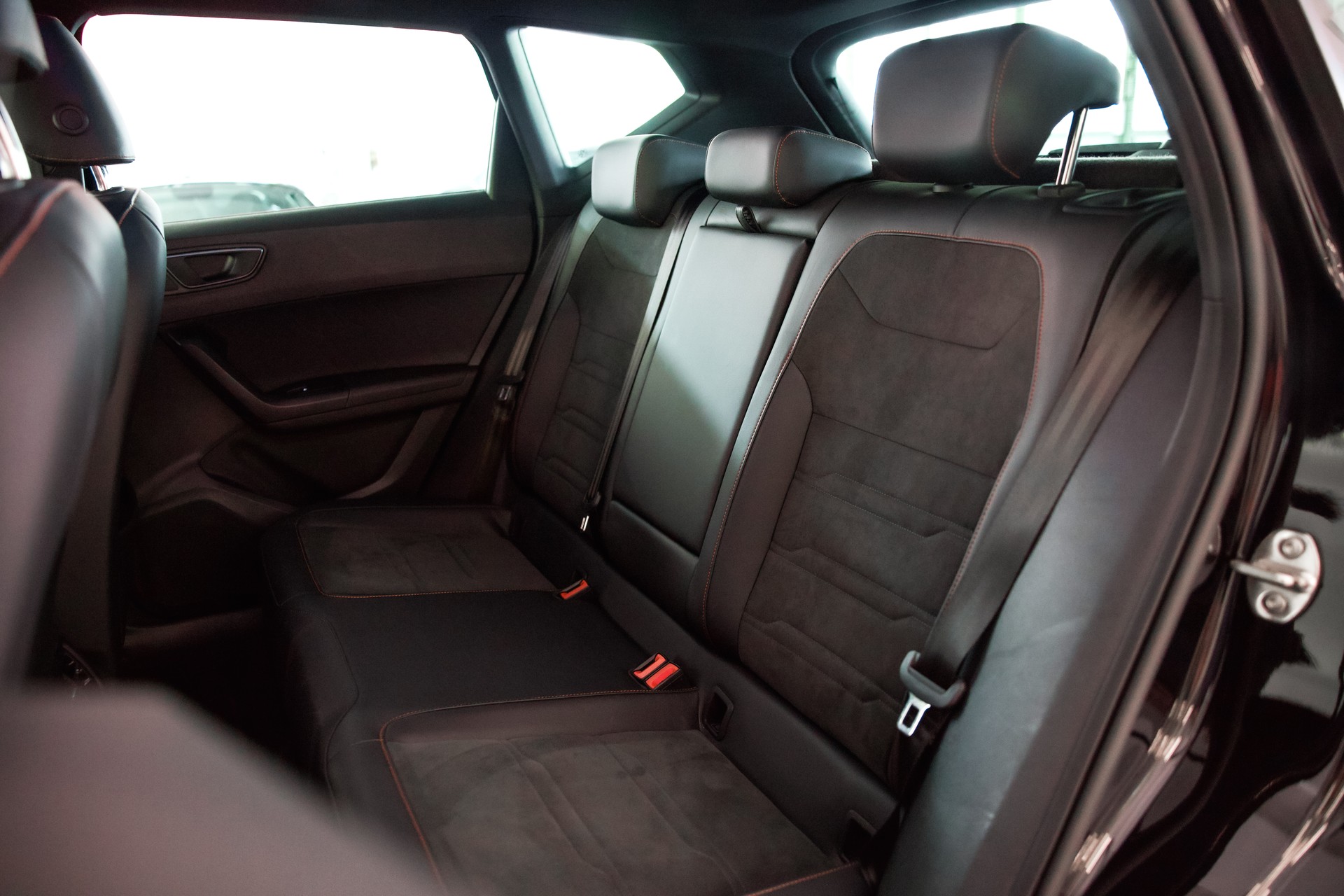 SEAT Ateca 2.0 TSI FR 4Drive DSG-image-22