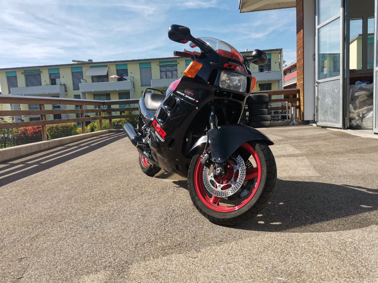 HONDA CBR 1000 F H/J-image-6