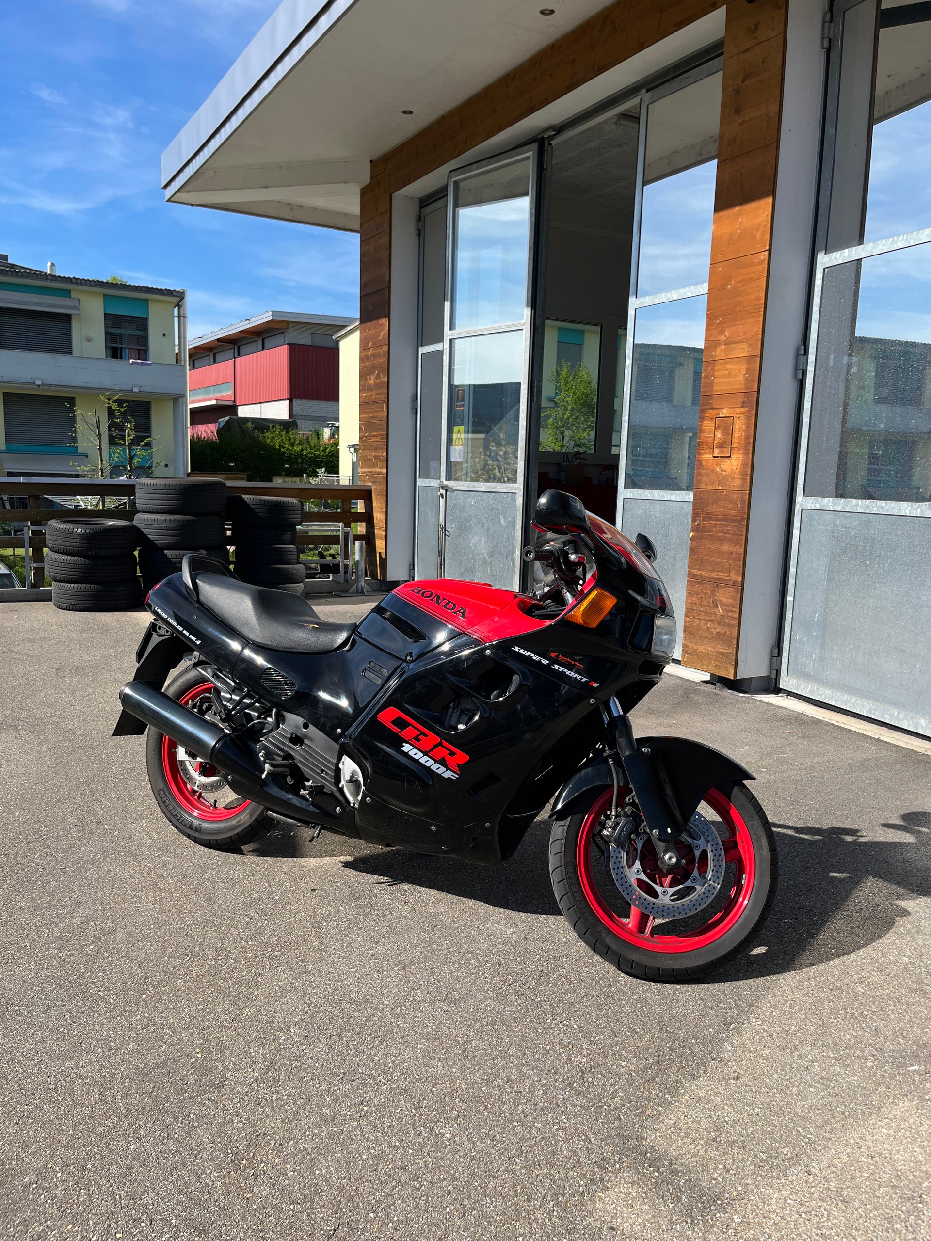 HONDA CBR 1000 F H/J-image-3