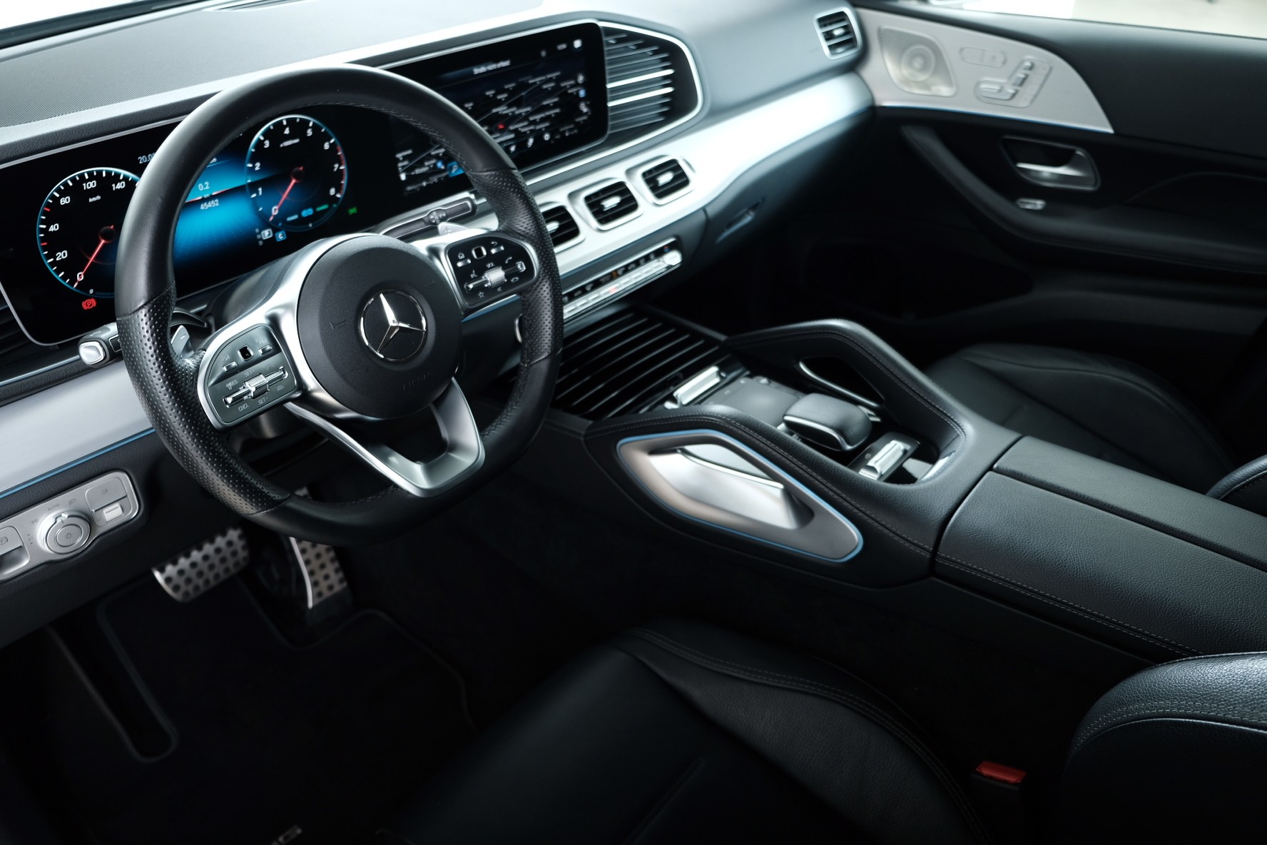 MERCEDES-BENZ GLE 450 4Matic AMG Line 9G-Tronic-image-8