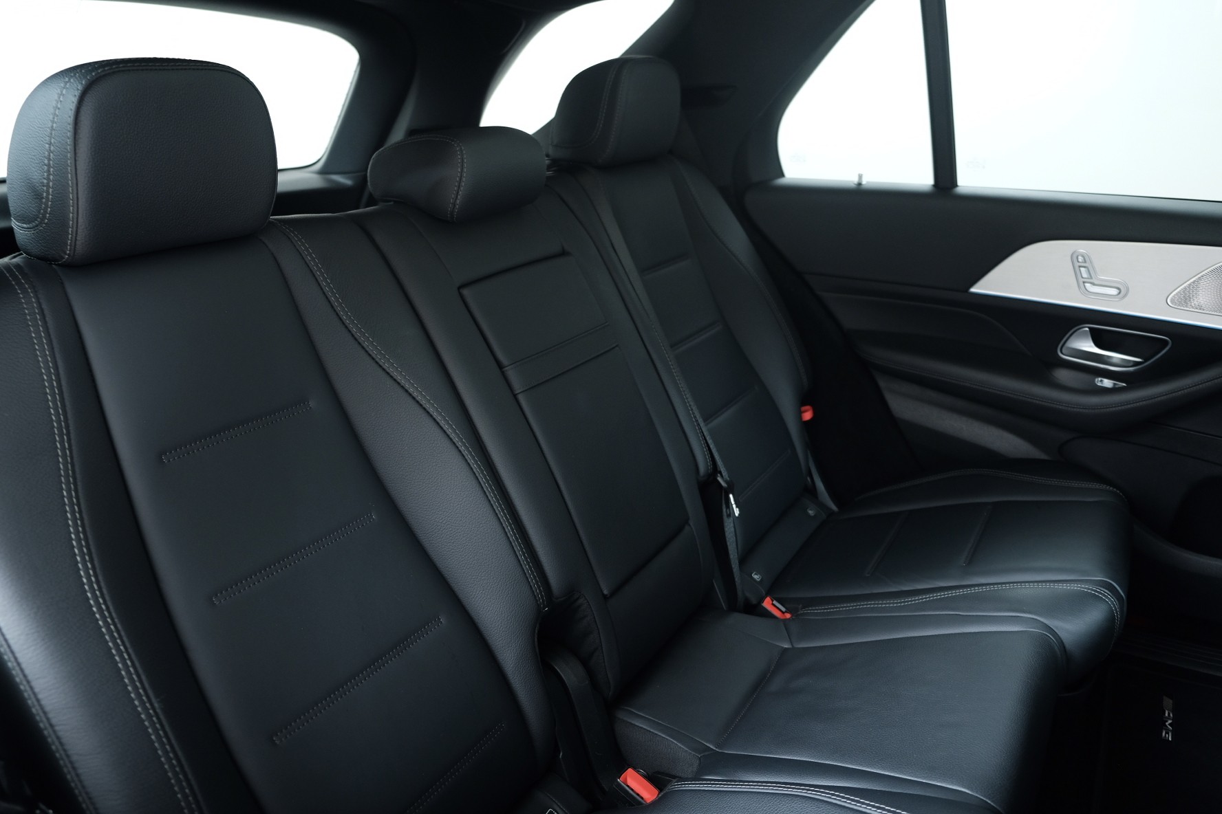 MERCEDES-BENZ GLE 450 4Matic AMG Line 9G-Tronic-image-11