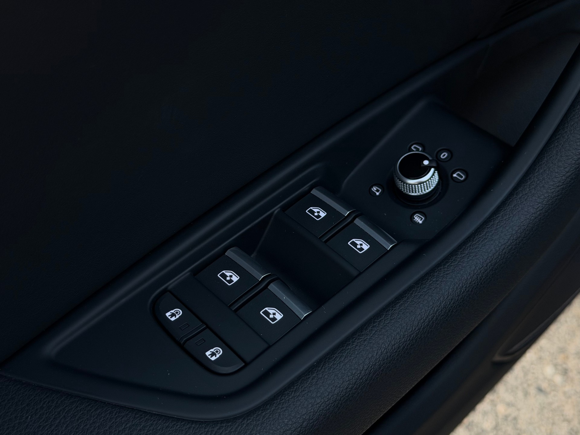 AUDI A5 Sportback 40 TFSI S-Line S-tronic quattro-image-24