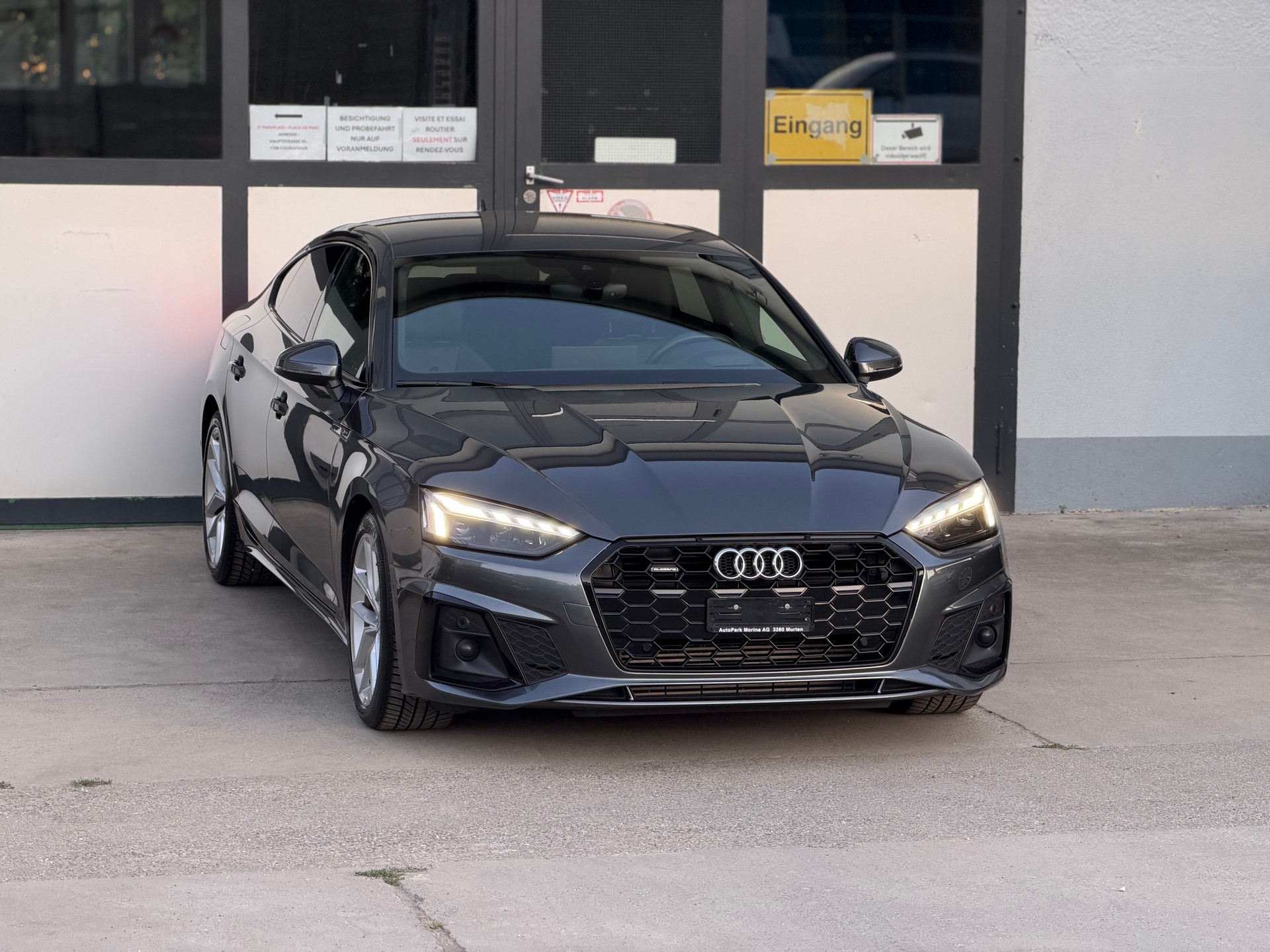 AUDI A5 Sportback 40 TFSI S-Line S-tronic quattro-showroom-element-3