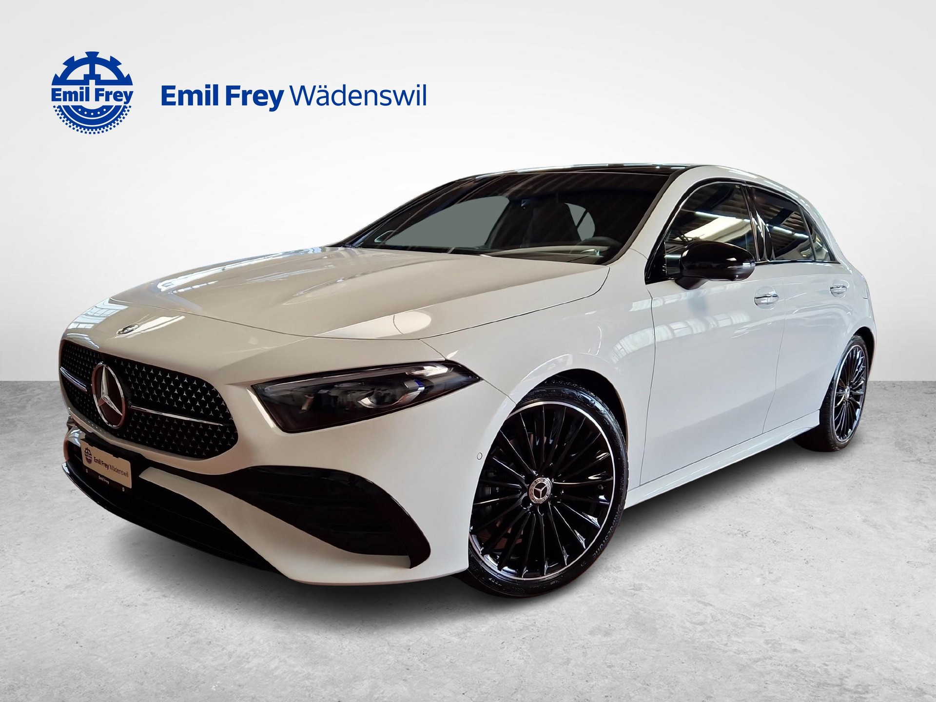 MERCEDES-BENZ A 200 Night Star AMG Line-image-12