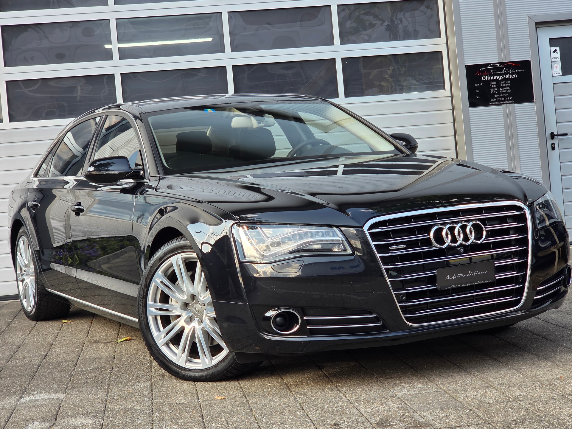 AUDI A8 L 3.0 TDI quattro tiptronic | VOLLAUSSTATTUNG -DVD /TV ENTERTAINMET/ MASSAGE SITZE VO+H/ SITZKÜHLUNG /B&O SOUND/NIGHT-VISION-showroom-element-1