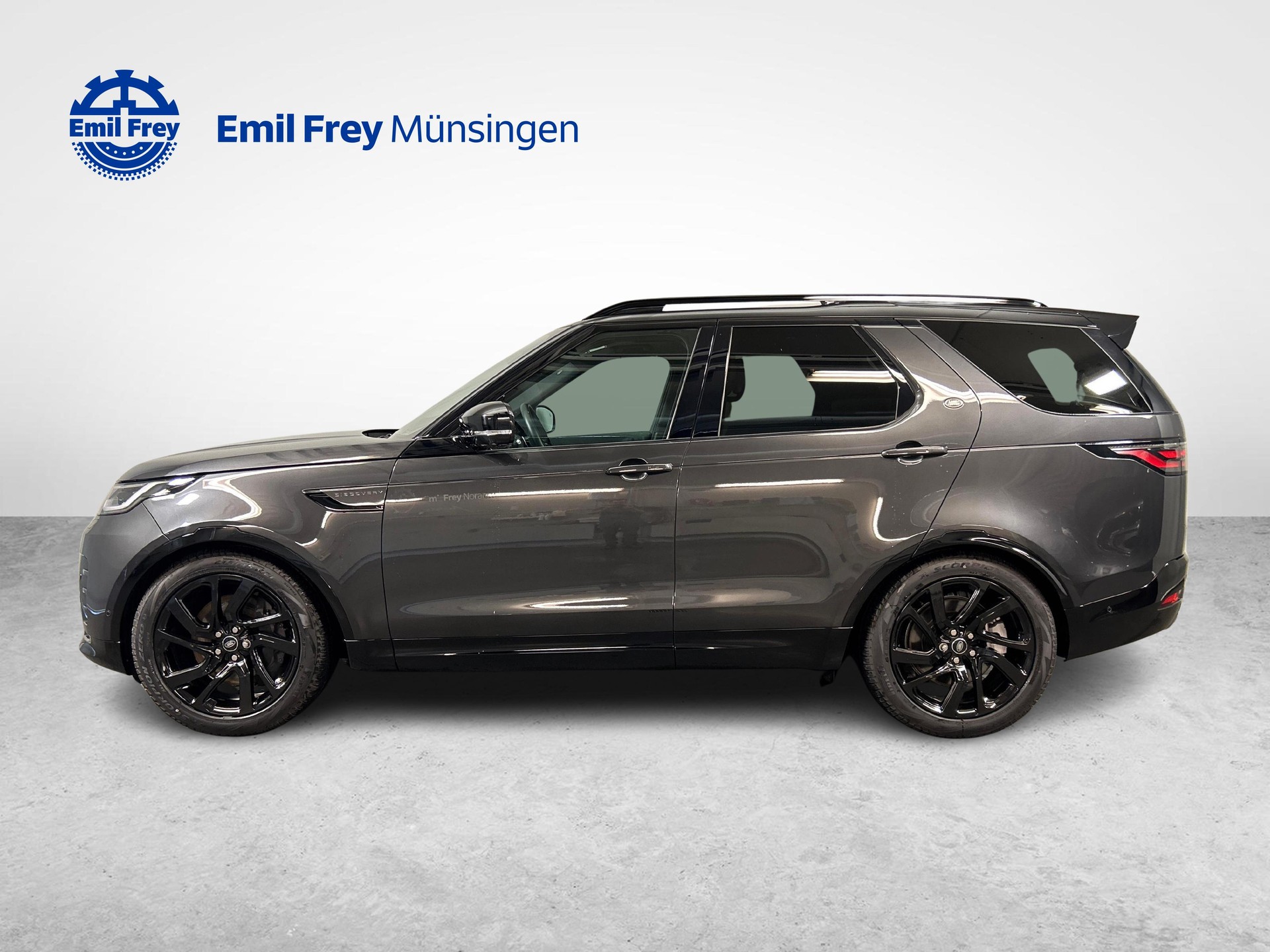 LAND ROVER Discovery 3.0 D I6 350 Dynamic HSE-image-5