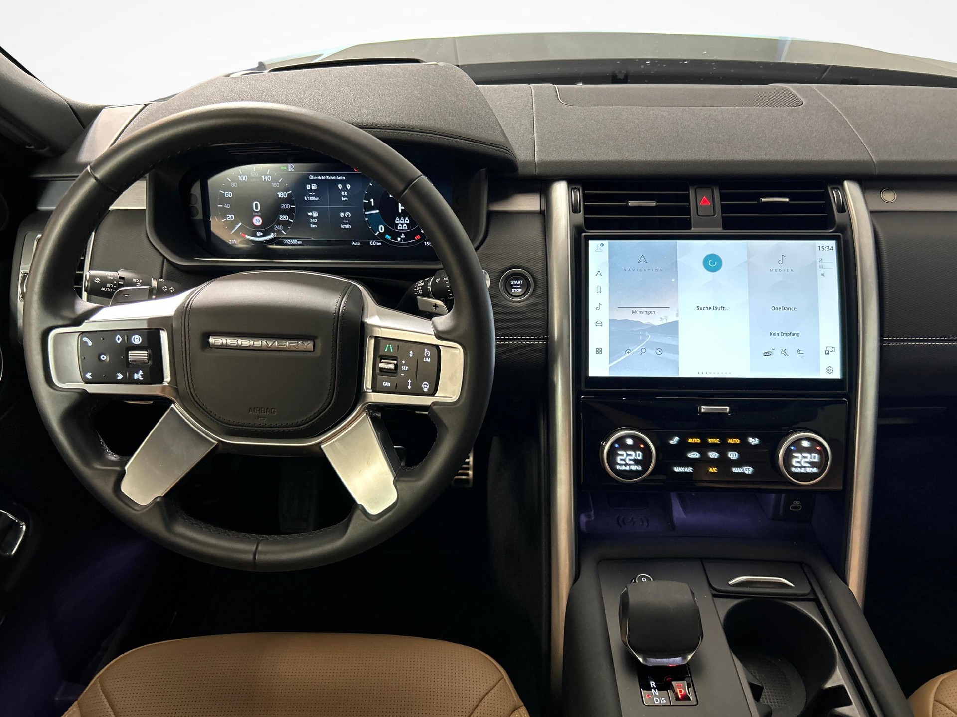 LAND ROVER Discovery 3.0 D I6 350 Dynamic HSE-image-6