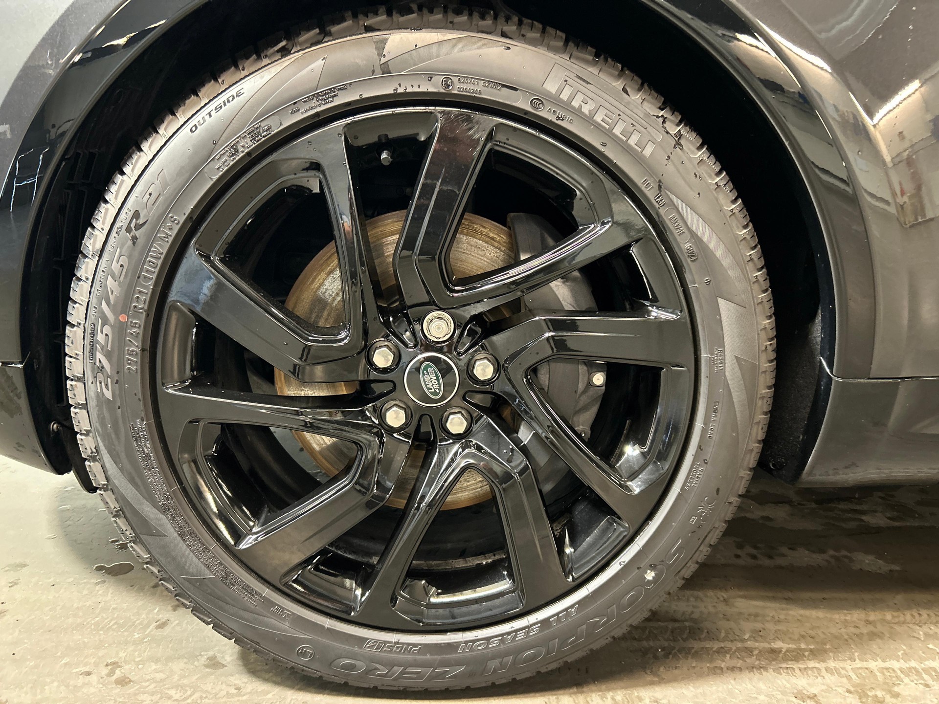 LAND ROVER Discovery 3.0 D I6 350 Dynamic HSE-image-11