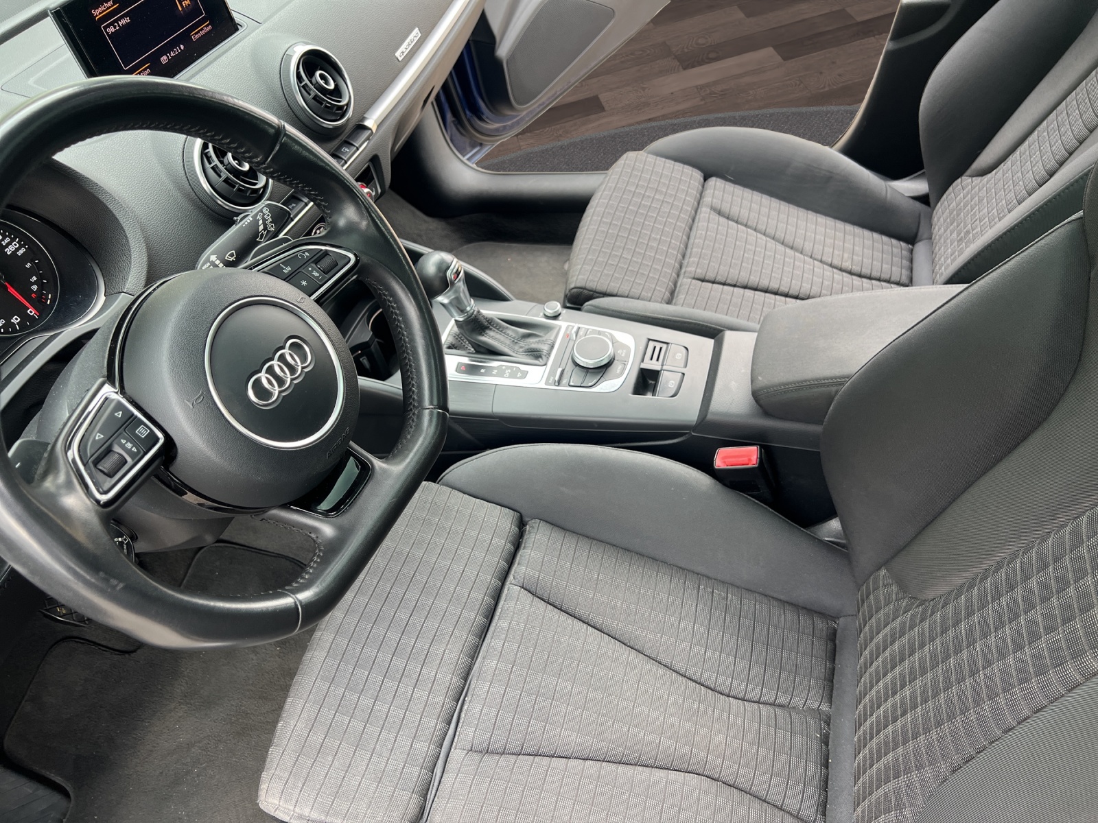AUDI A3 Sportback 1.8 TFSI quattro S-tronic – 180 PS | Quattro-Allrad-image-7
