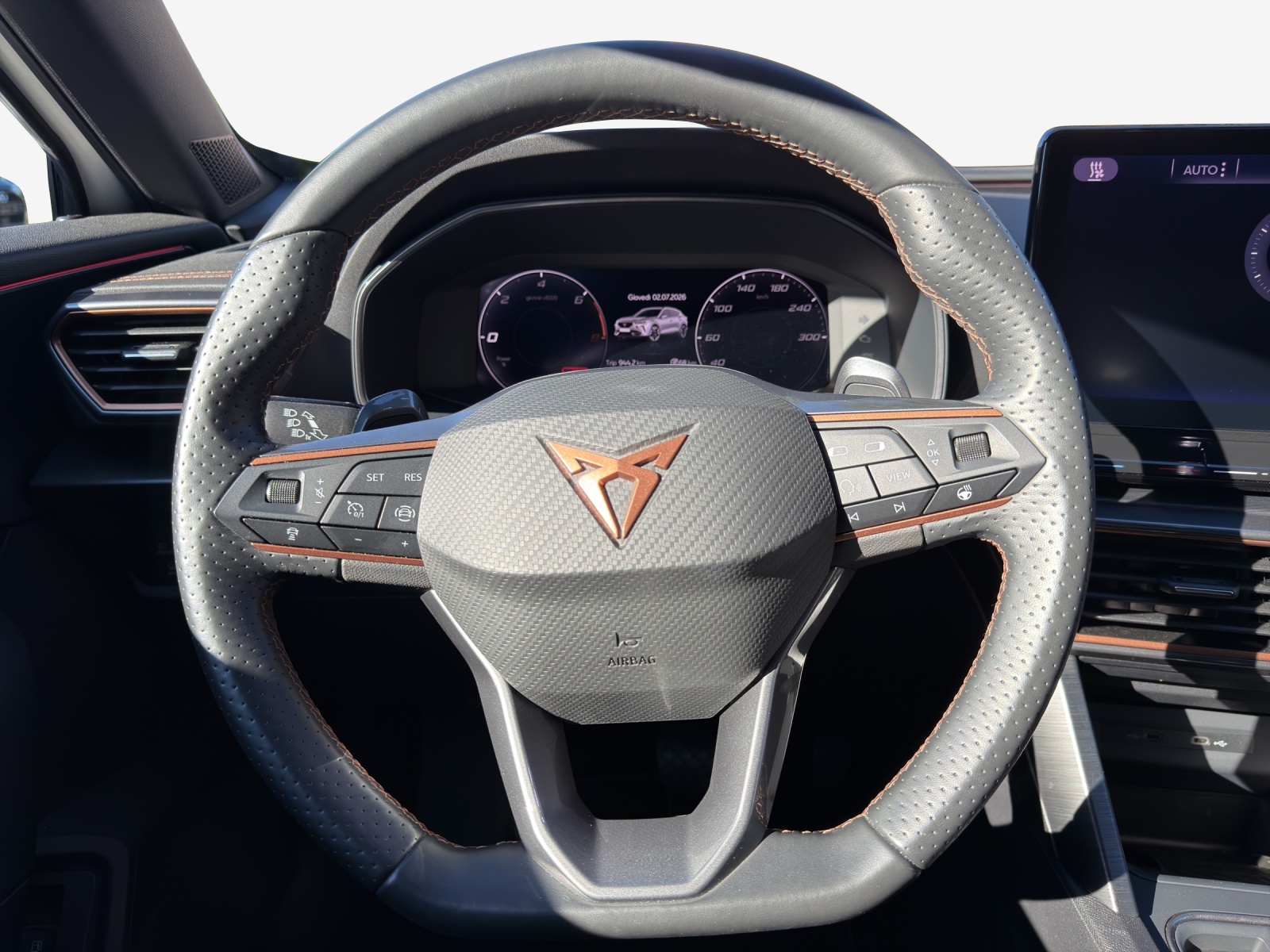 CUPRA Formentor 1.4 e-HYBRID pHEV Allalin DSG-image-9