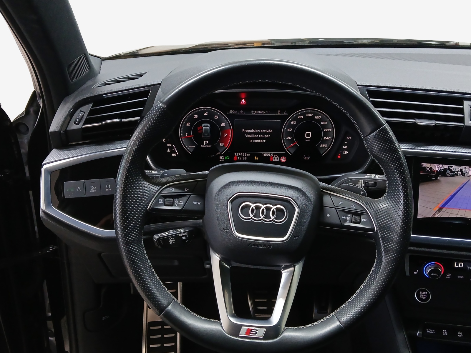 AUDI Q3 45 TFSI S line quattro S-tronic-image-9