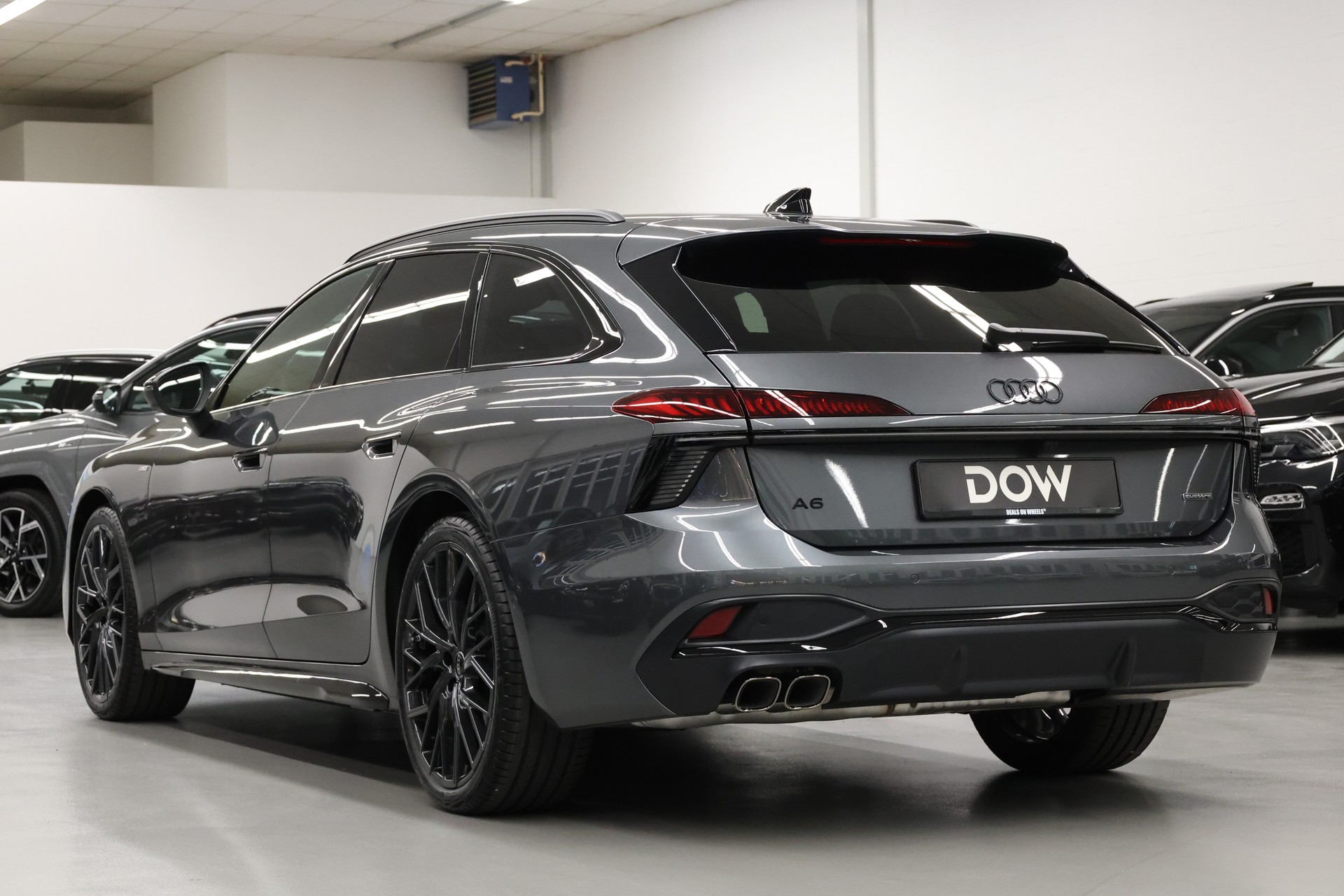 AUDI A6 Avant 2.0 TDI S-Line Edition One quattro S-Tronic-image-6