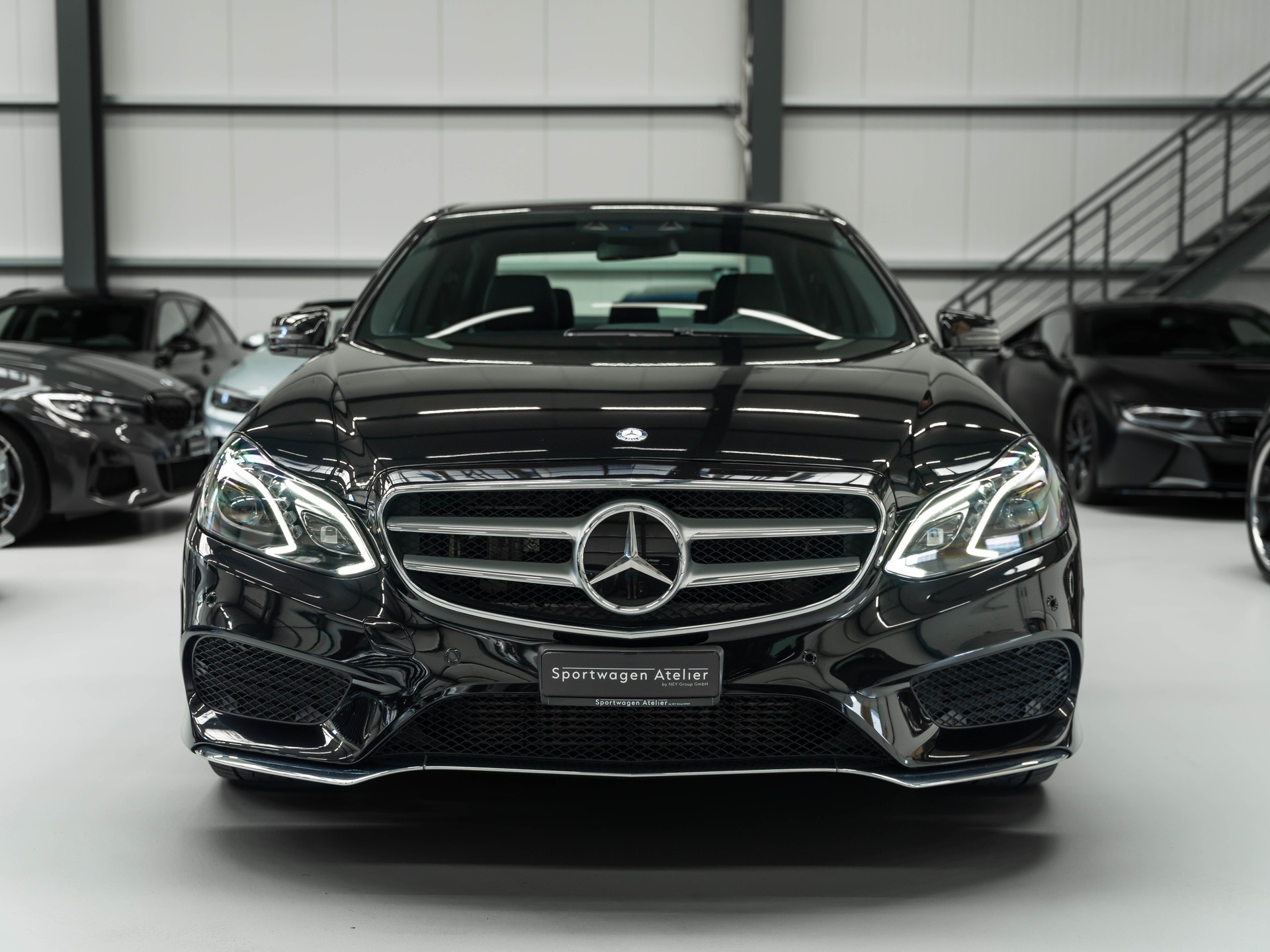 MERCEDES-BENZ E 350 BlueTEC Avantgarde 4Matic 7G-Tronic-image-5
