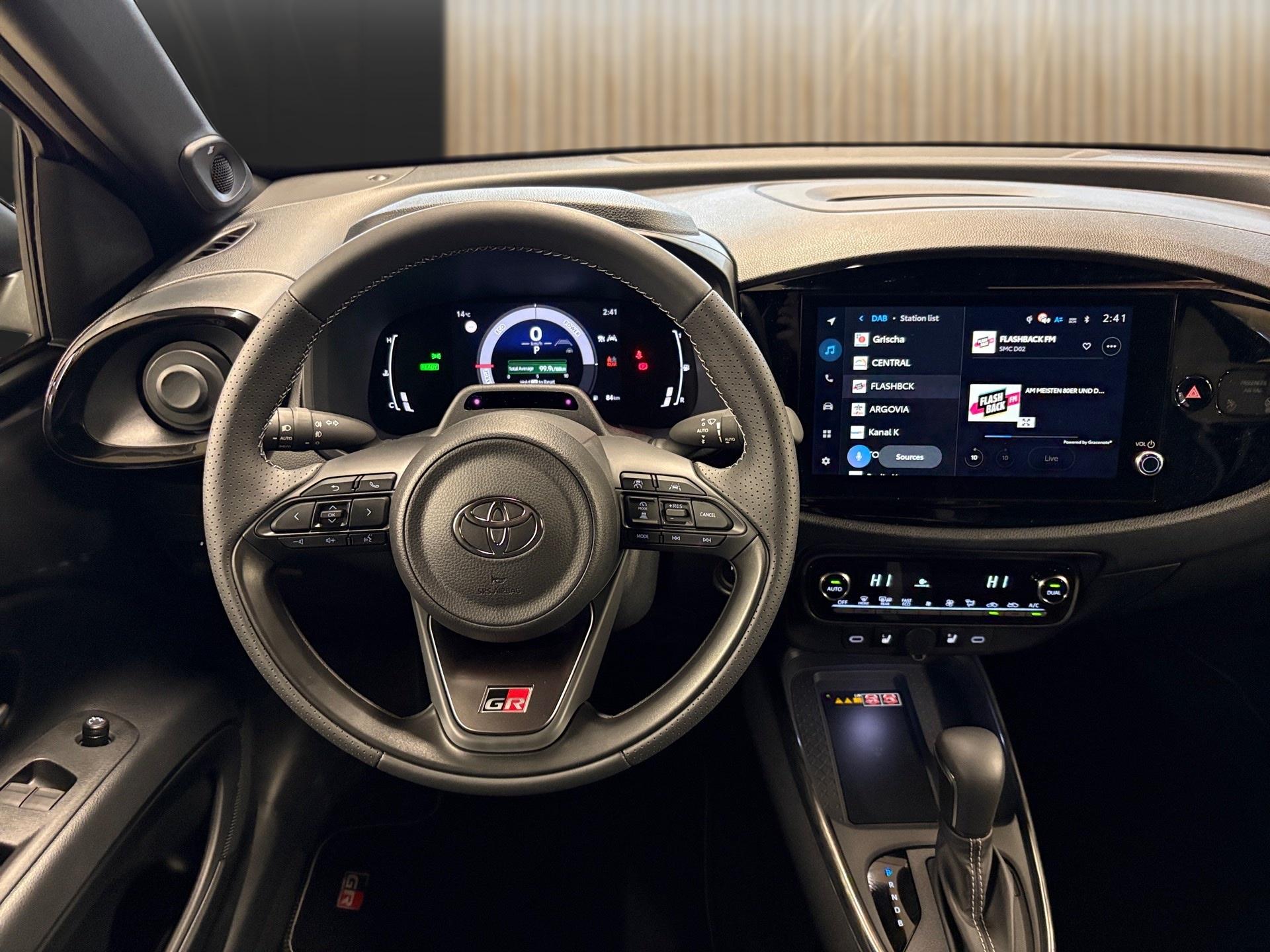 TOYOTA Aygo X 1.5 GR Sport e-CVT-image-12