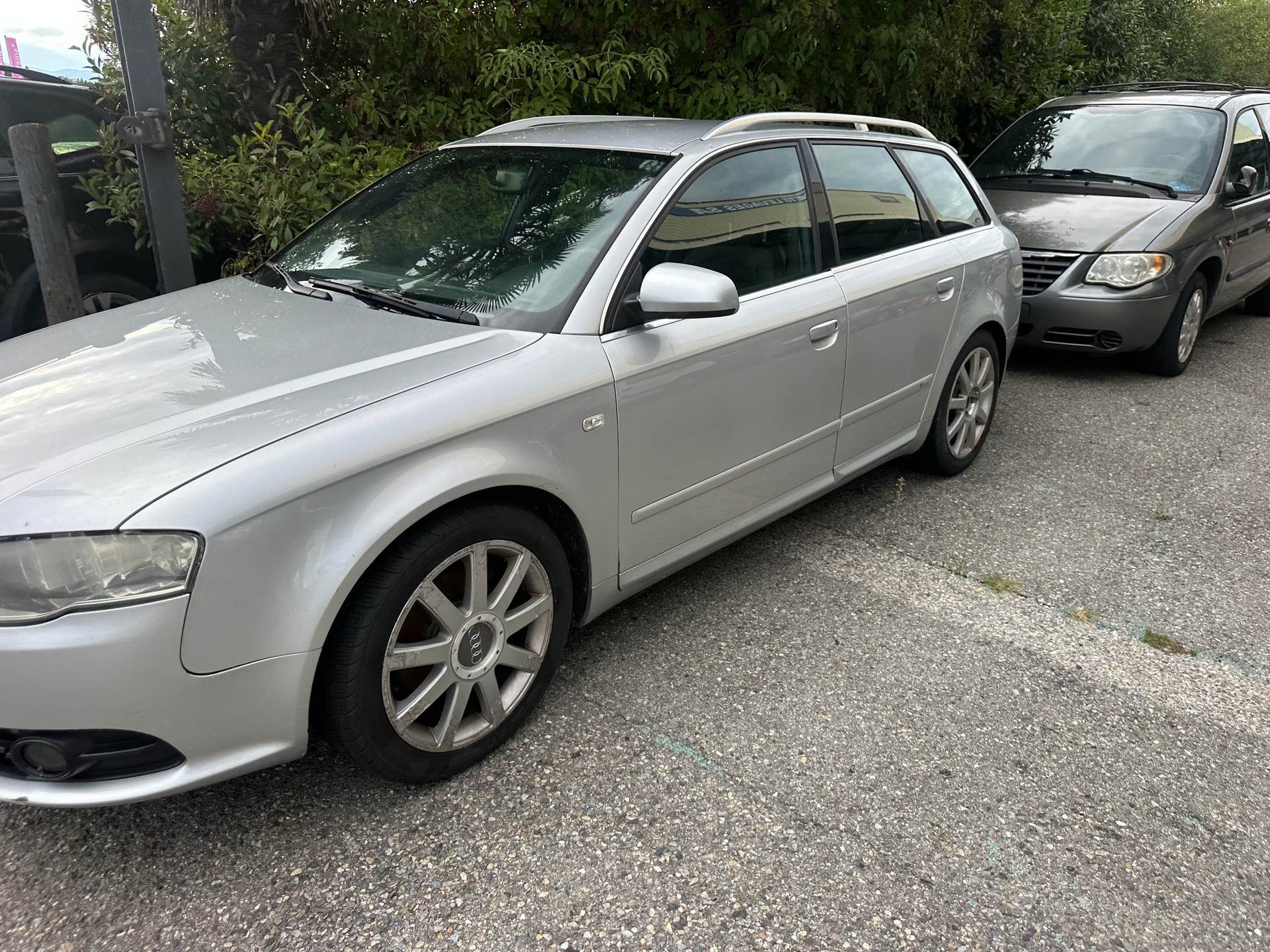 AUDI A4 Avant 2.0 TDI multitronic-image-8