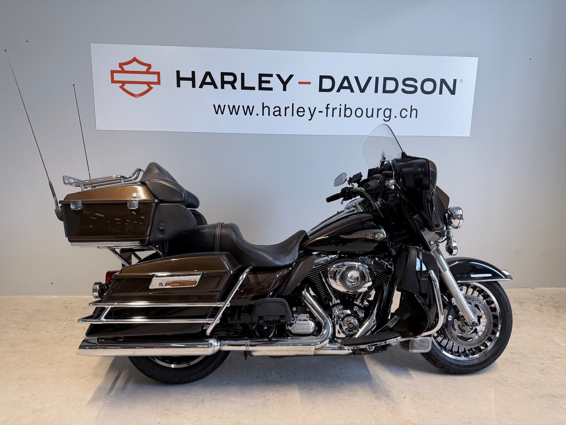 HARLEY-DAVIDSON FLHTK Electra Glide Ultra Limited Anniversary-image-0