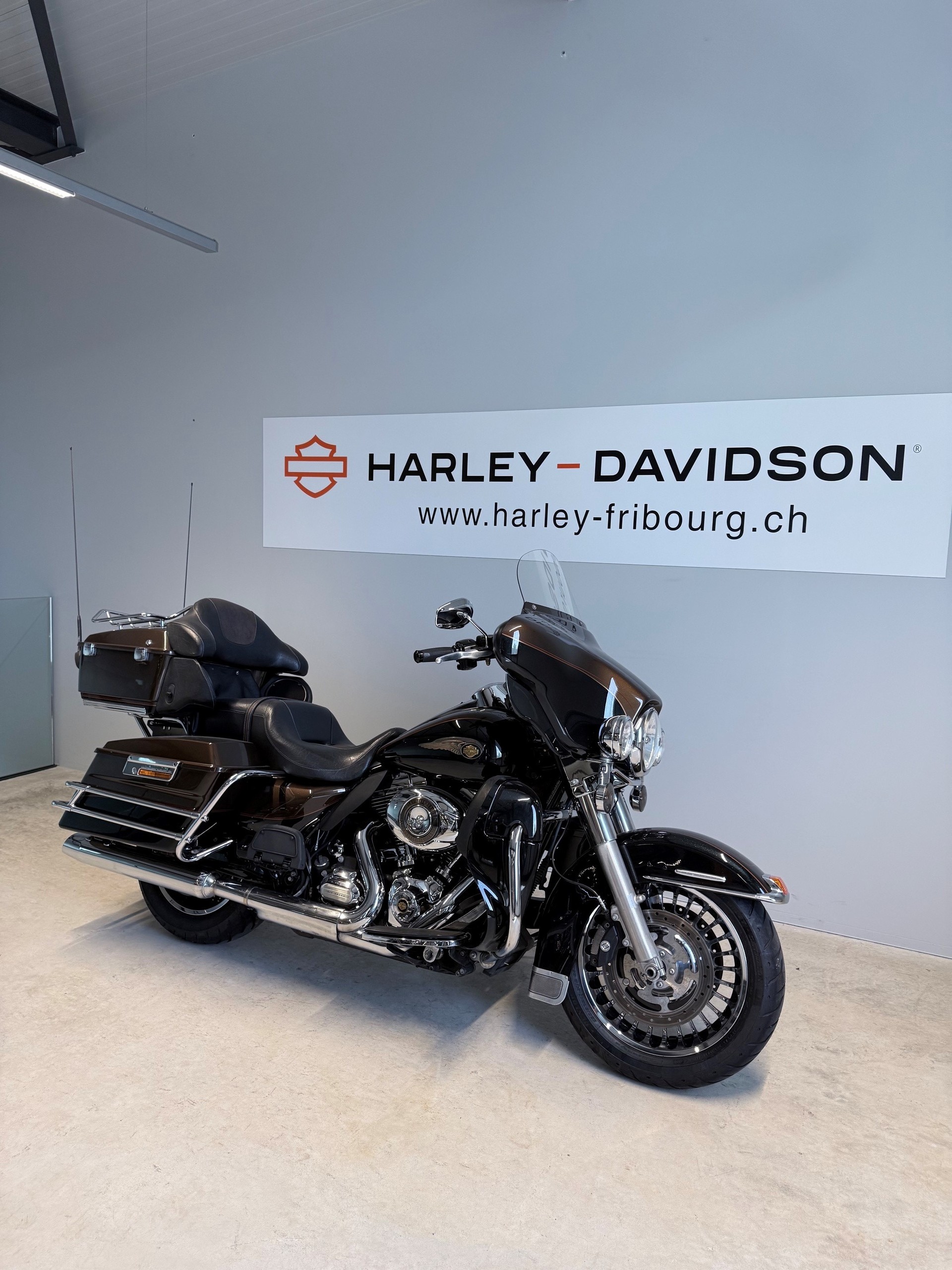 HARLEY-DAVIDSON FLHTK Electra Glide Ultra Limited Anniversary-image-1