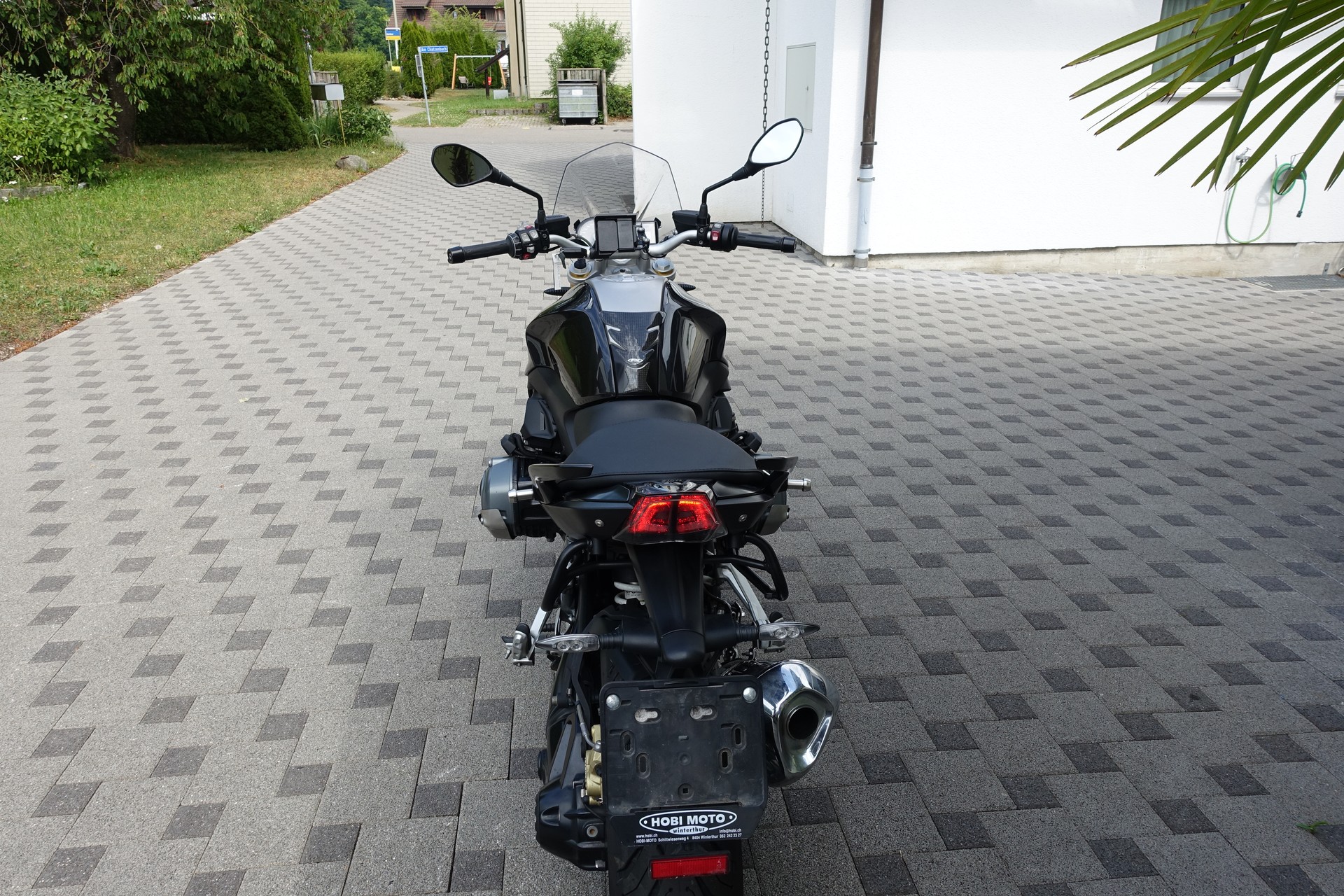 BMW R 1200 R ABS-image-11