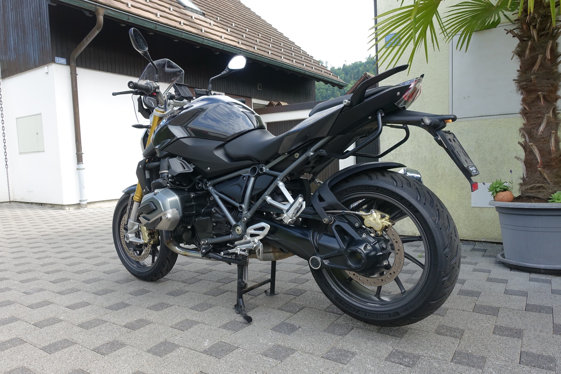 BMW R 1200 R ABS-image-7