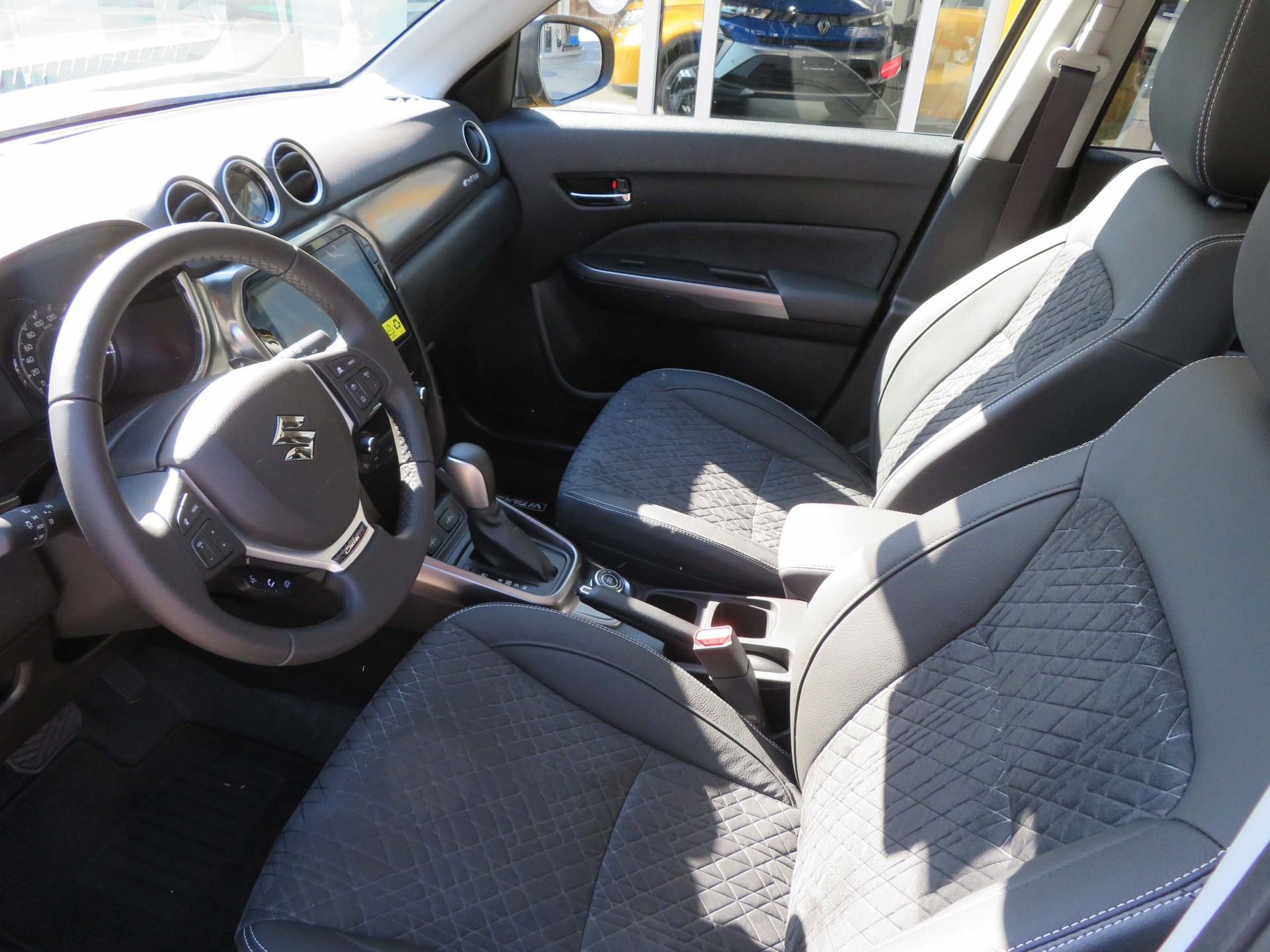 SUZUKI Vitara 1.4 T Piz Sulai Top Hybrid 4x4-image-8