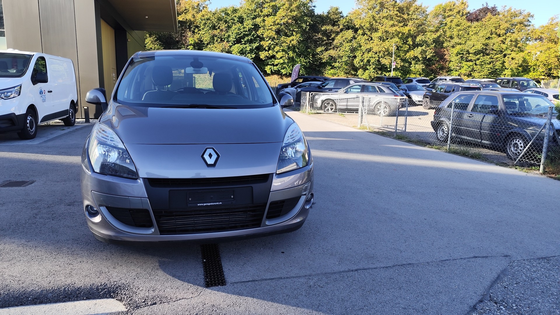 RENAULT Scénic 1.4 16V Turbo Dynamique