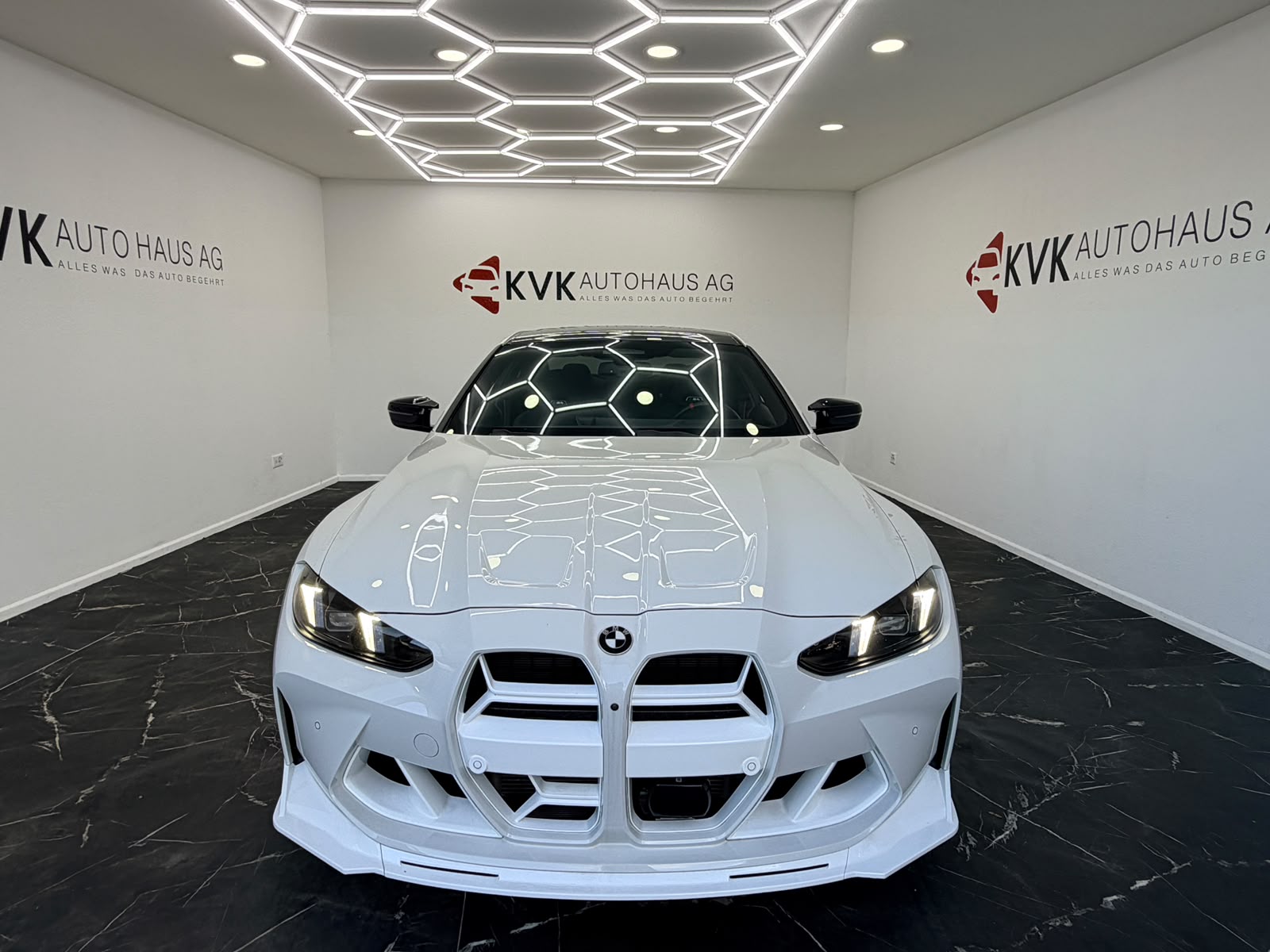 BMW M4 Coupé Competition | Widebody | Vollausstattung |-showroom-element-2