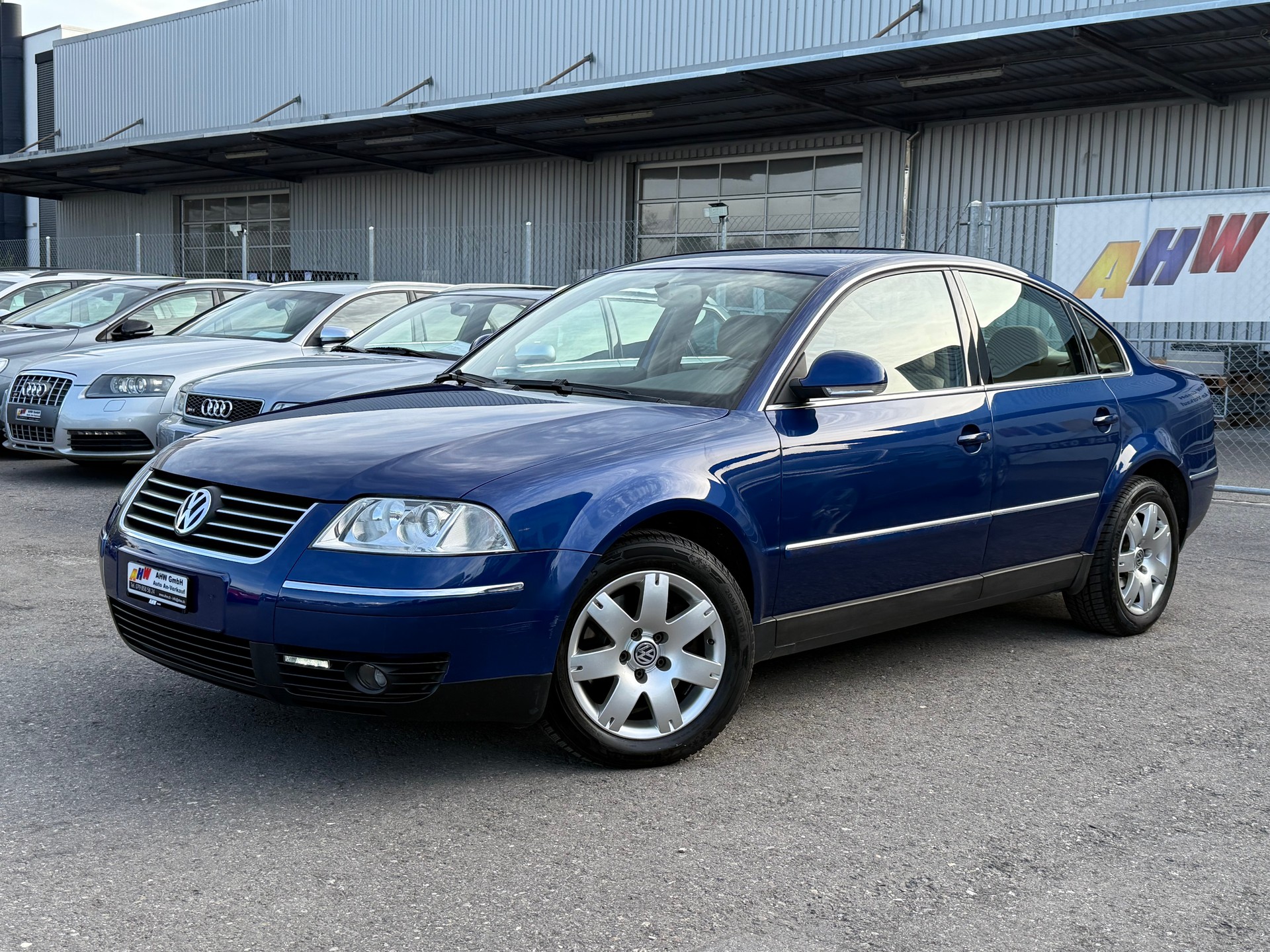 VW Passat 2.8 V6 4Motion Highline Automatik / Frisch ab MFK 09.2026 / Servicegepflegt / Navi / Leder/Alcantara / Sitzheizung
