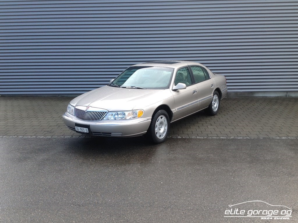 LINCOLN Continental-image-1
