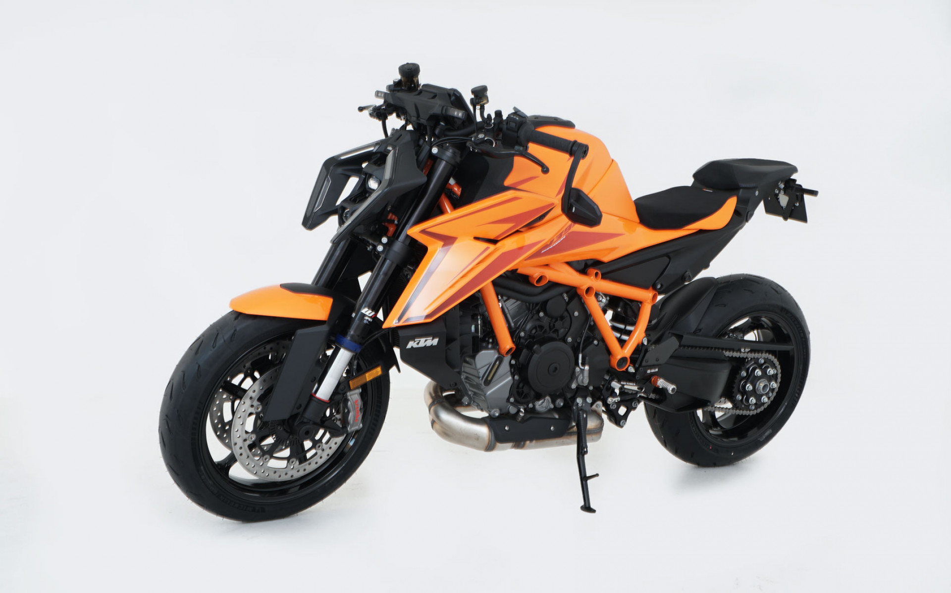 KTM 1390 Super Duke R Evo inkl. Umbau Kit & Tech Pack-image-4