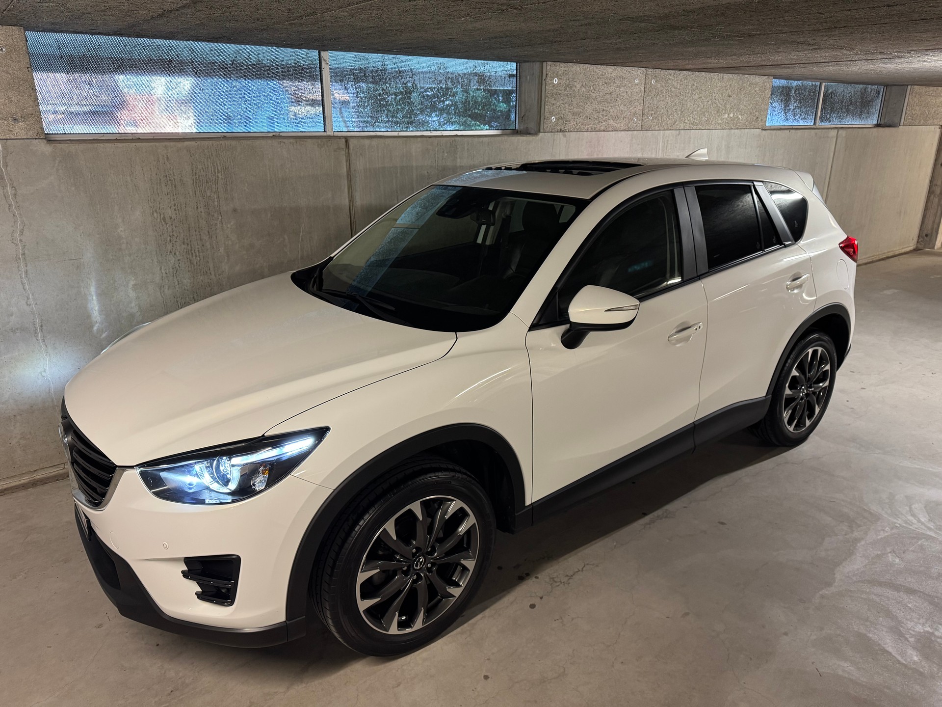 MAZDA CX-5 2.2 D HP Revolution AWD Automatic-image-9