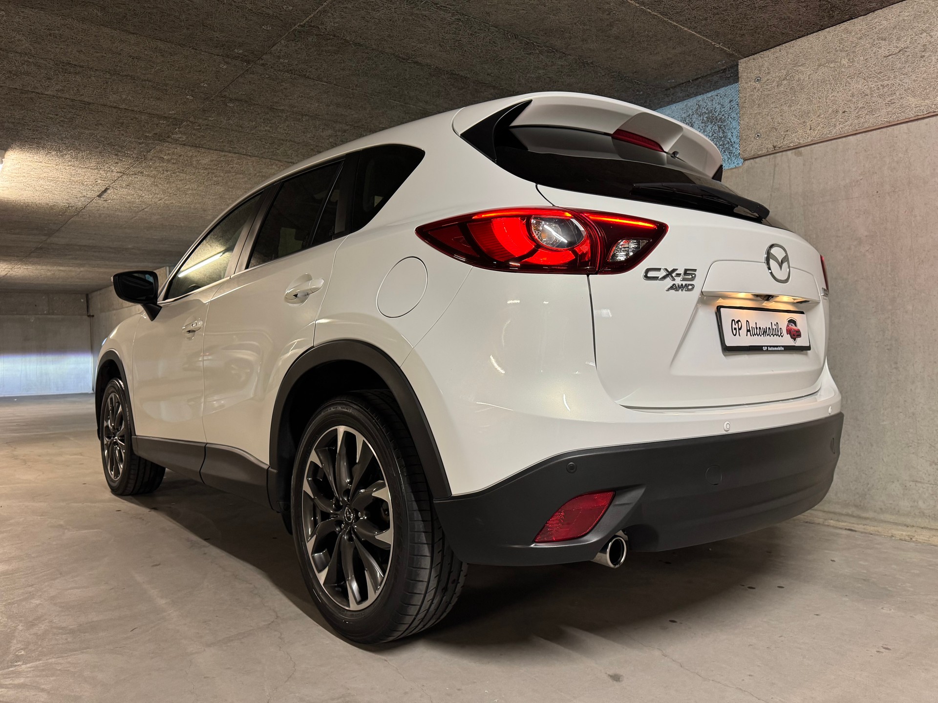 MAZDA CX-5 2.2 D HP Revolution AWD Automatic-image-15