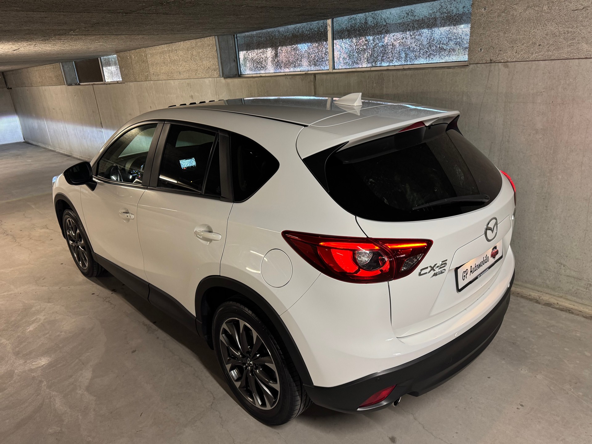 MAZDA CX-5 2.2 D HP Revolution AWD Automatic-image-18