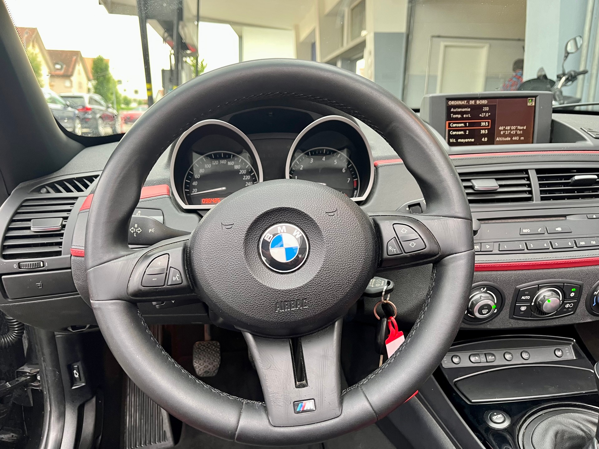 BMW Z4 3.0si Roadster-image-12