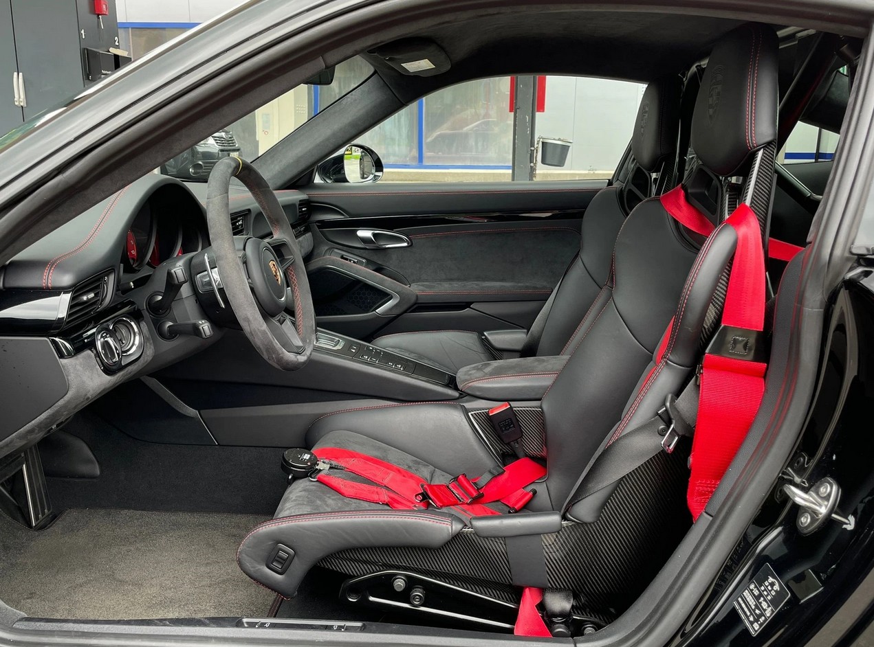 PORSCHE 911 GT3 PDK *CH-Fahrzeug**Black-Edition**Lift System**Schalensitze**Top Zustand**Top Ausstattung*-image-15