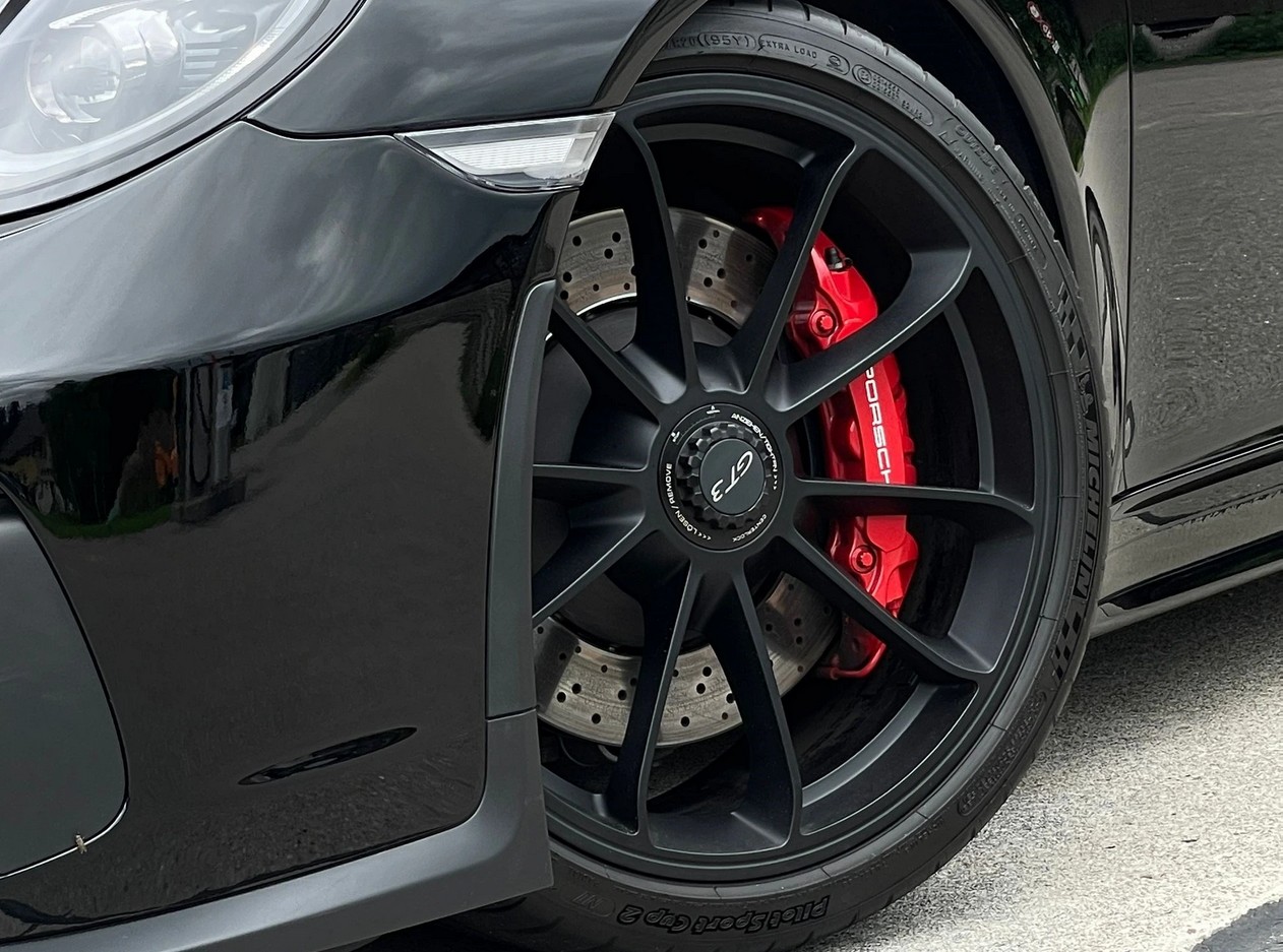 PORSCHE 911 GT3 PDK *CH-Fahrzeug**Black-Edition**Lift System**Schalensitze**Top Zustand**Top Ausstattung*-image-9