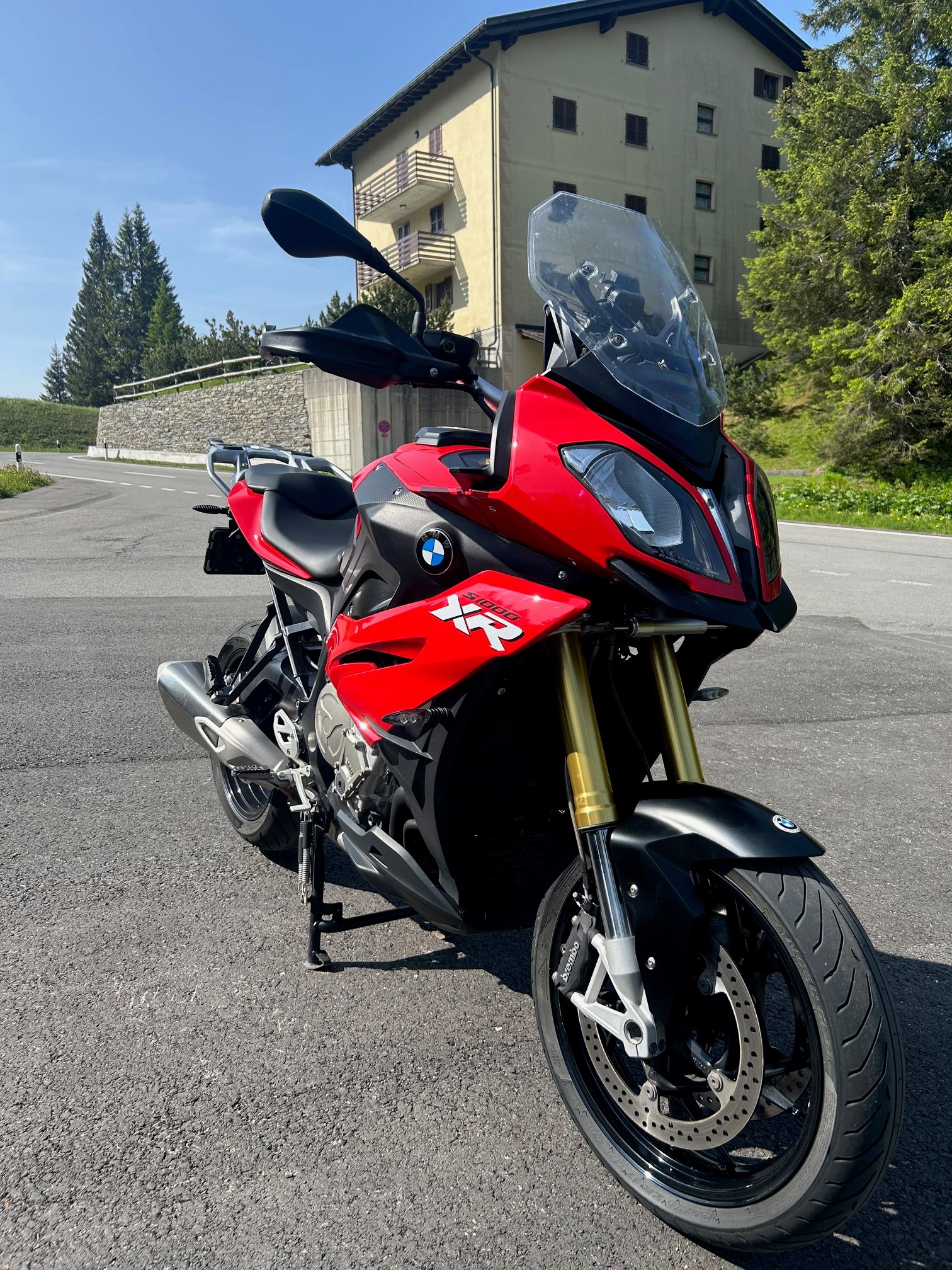 BMW S 1000 XR-image-1