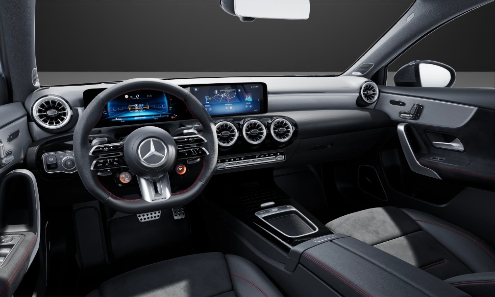 MERCEDES-BENZ A AMG 35 4Matic 8G-DCT-image-6