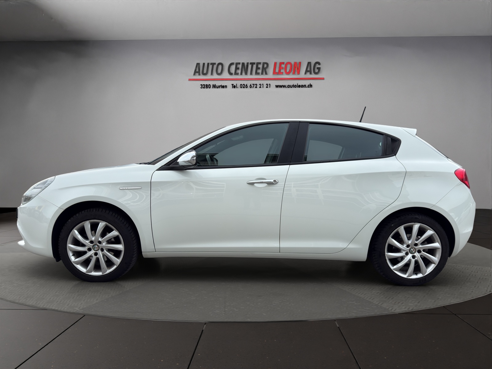 ALFA ROMEO Giulietta 1.4 T-showroom-element-2