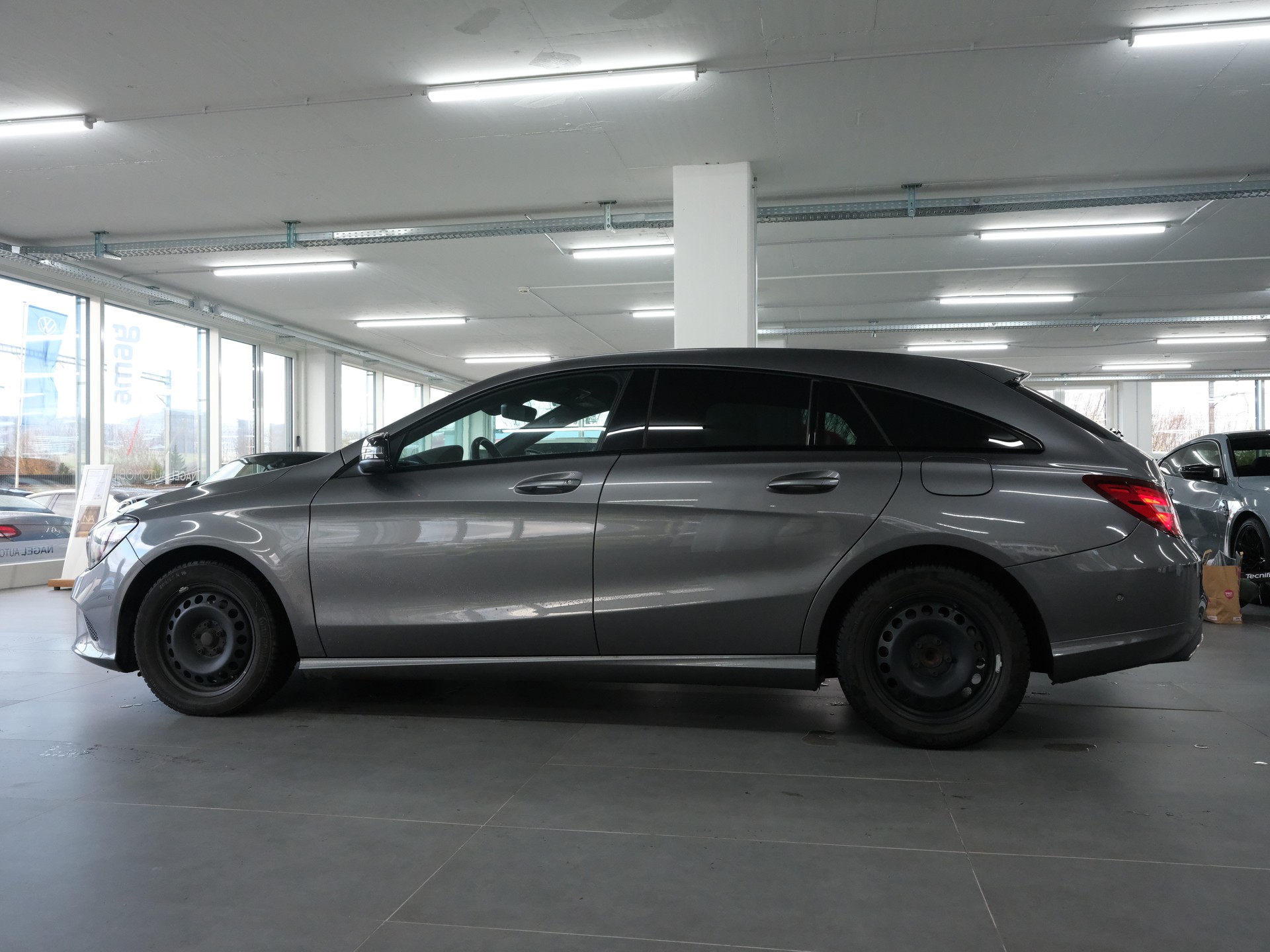 MERCEDES-BENZ CLA Shooting Brake 200 7G-DCT-image-5