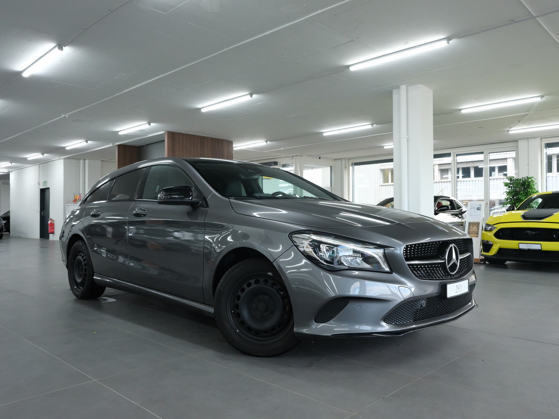 MERCEDES-BENZ CLA Shooting Brake 200 7G-DCT
