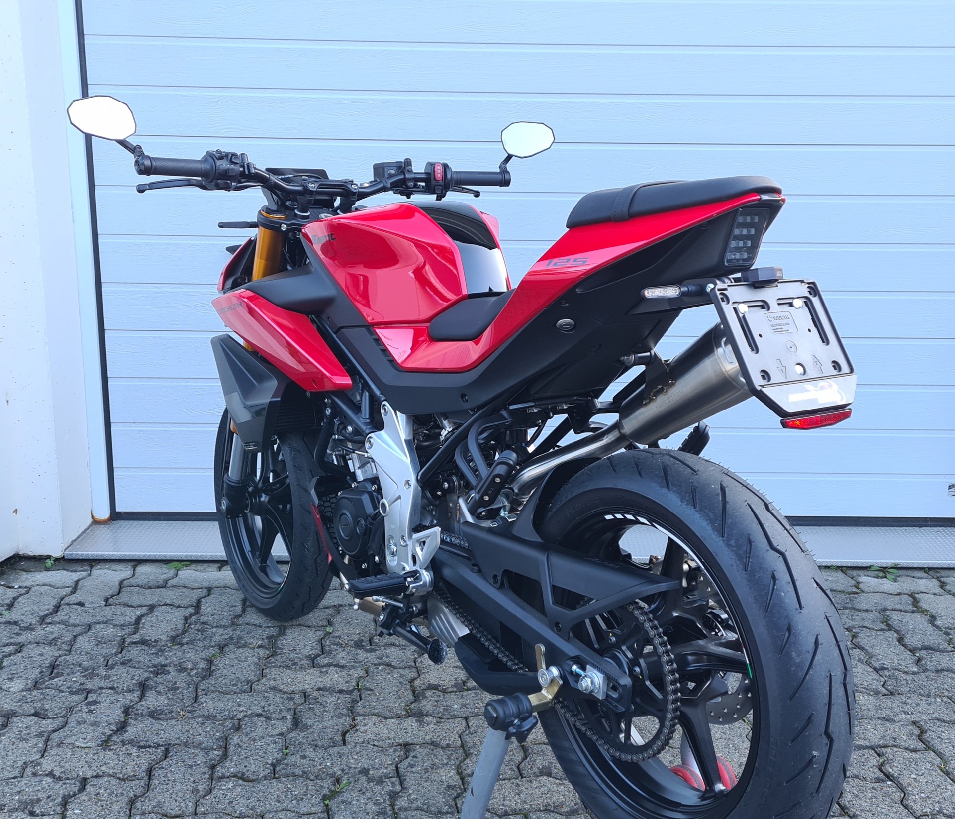 FANTIC STEALTH 125-image-4