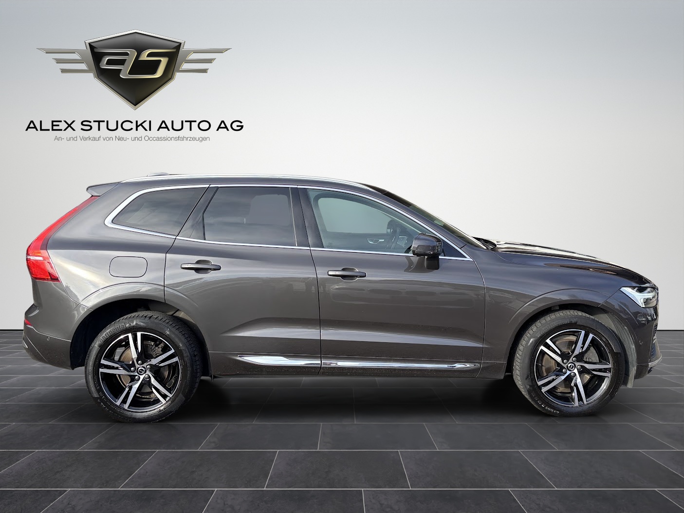 VOLVO XC60 B5 Diesel Mild Hybrid AWD Inscription Geartronic-image-4