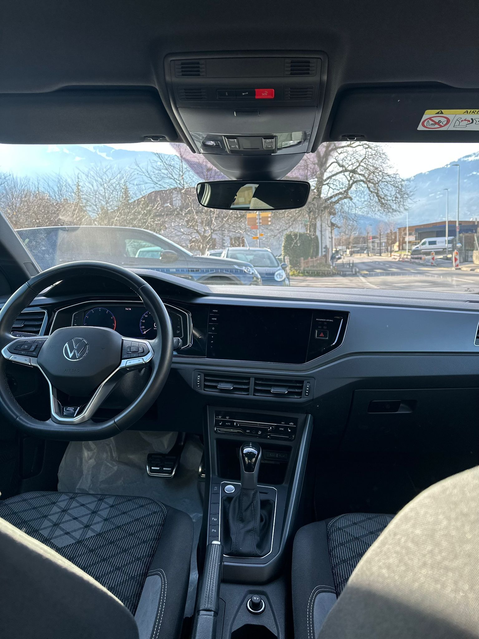VW Polo 1.0 TSI R-Line DSG-image-9