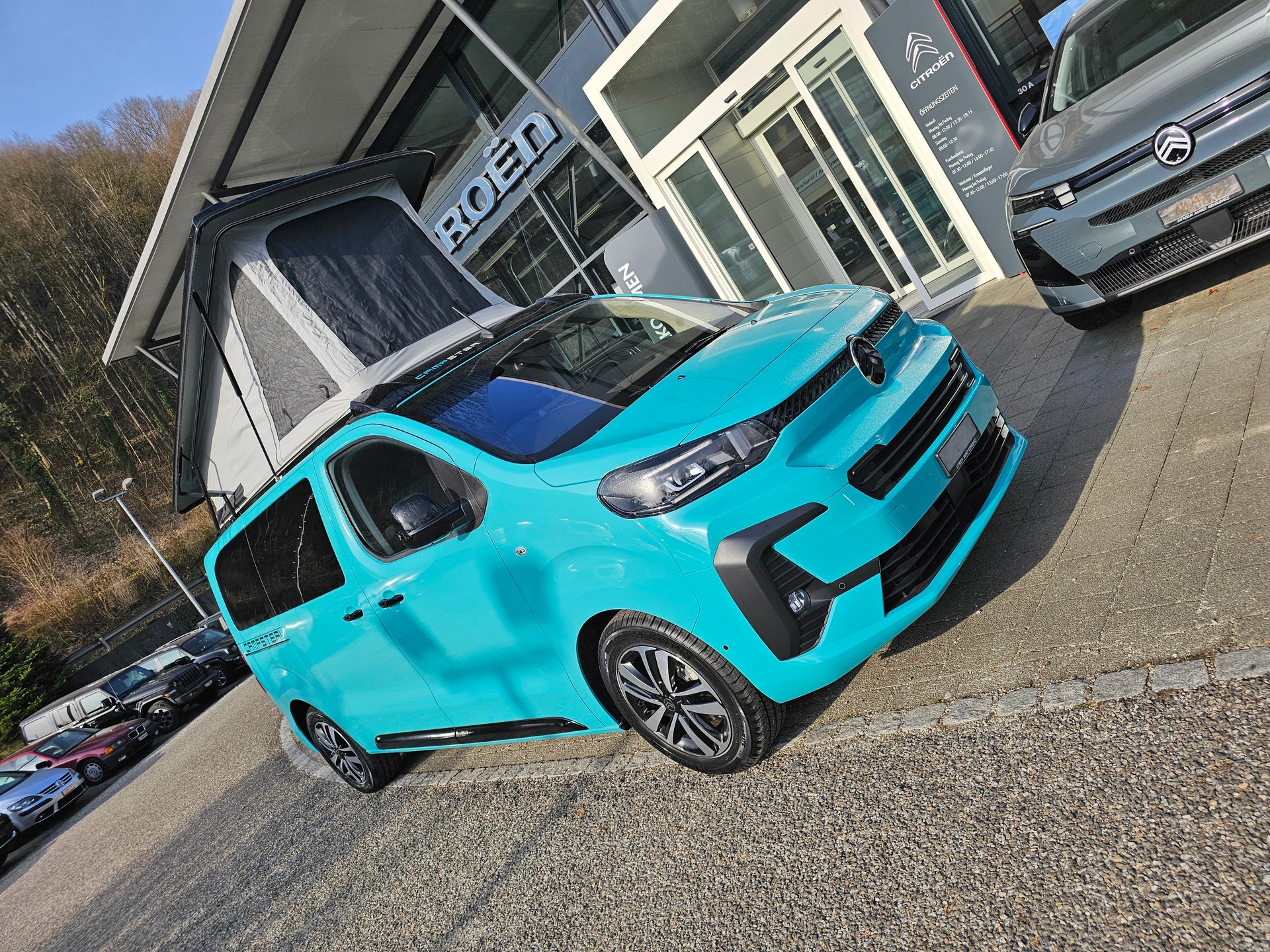 PÖSSL Campster 2.0 Blue HDI 180 EAT8-image-1